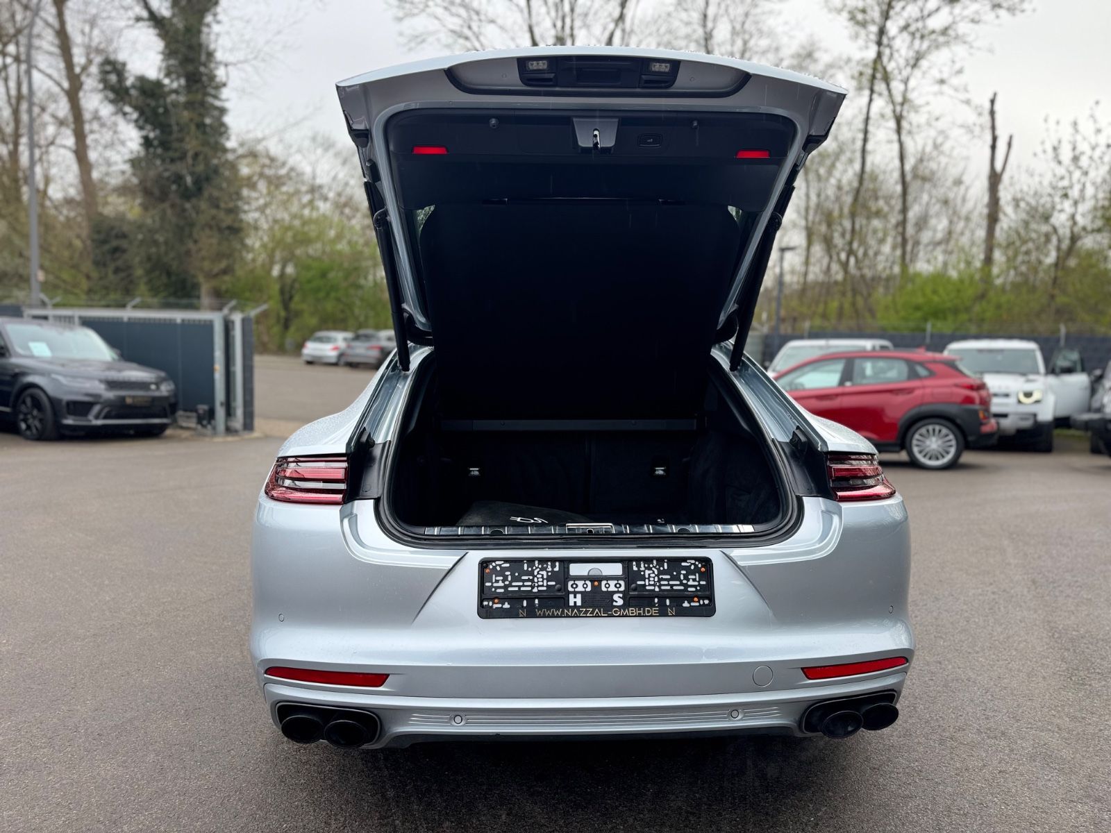 Fahrzeugabbildung Porsche PANAMERA 4 E-HYBRID*SPORT-ABGAS*LUFT*21.Z*CHRONO