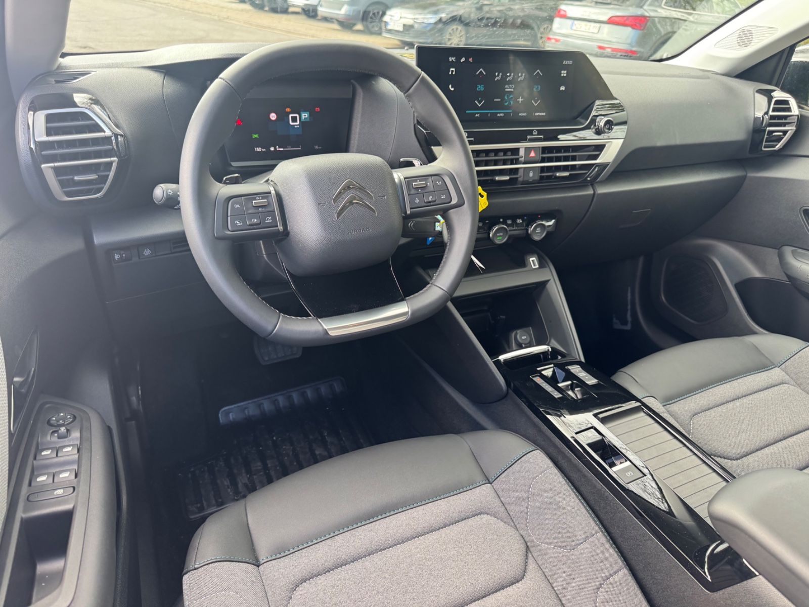 Fahrzeugabbildung Citroën C4 LIM PLUS 1.5 HDI*AUTOMATIK*LED*R-KAMERA*