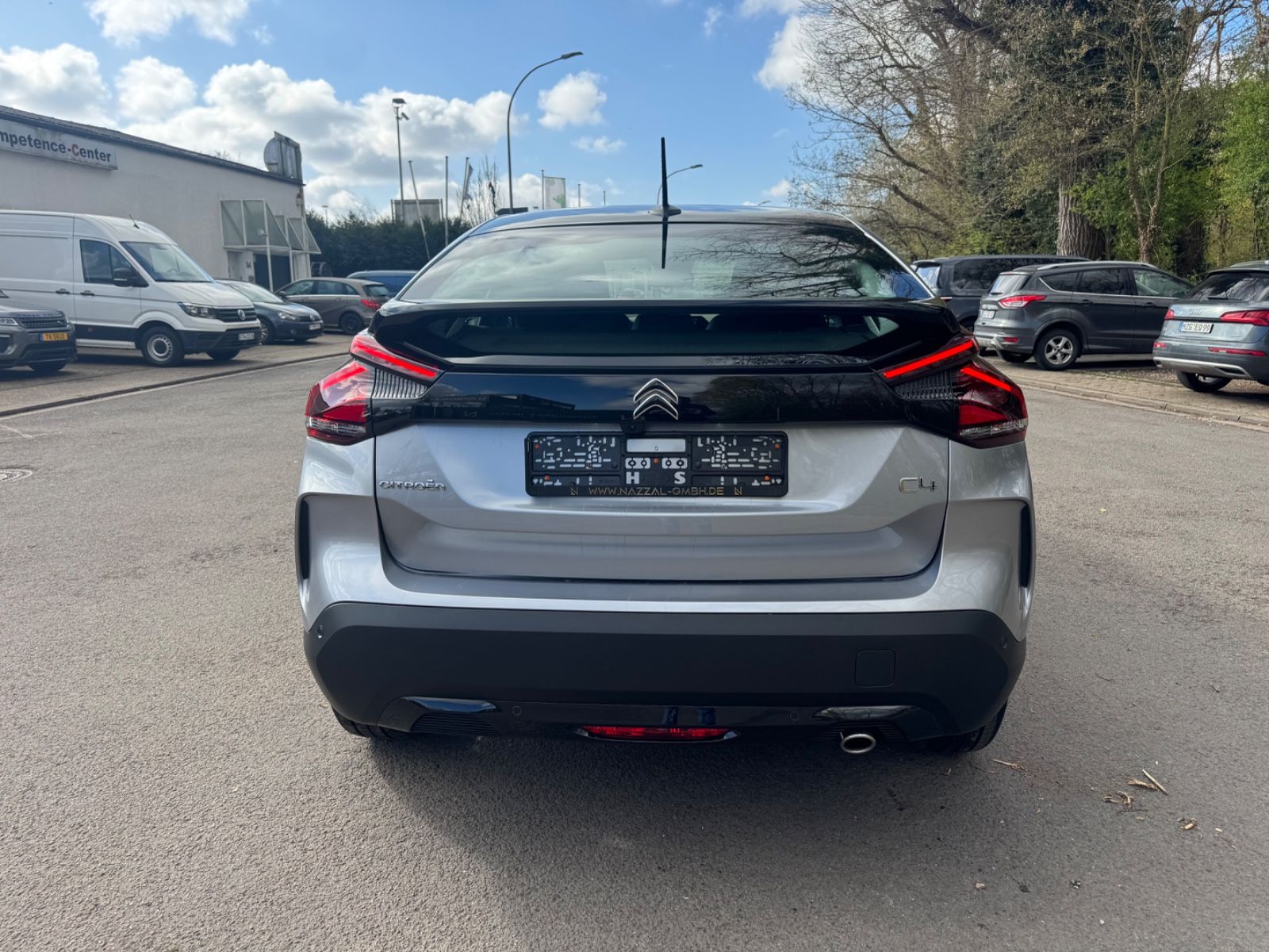 Fahrzeugabbildung Citroën C4 LIM PLUS 1.5 HDI*AUTOMATIK*LED*R-KAMERA*