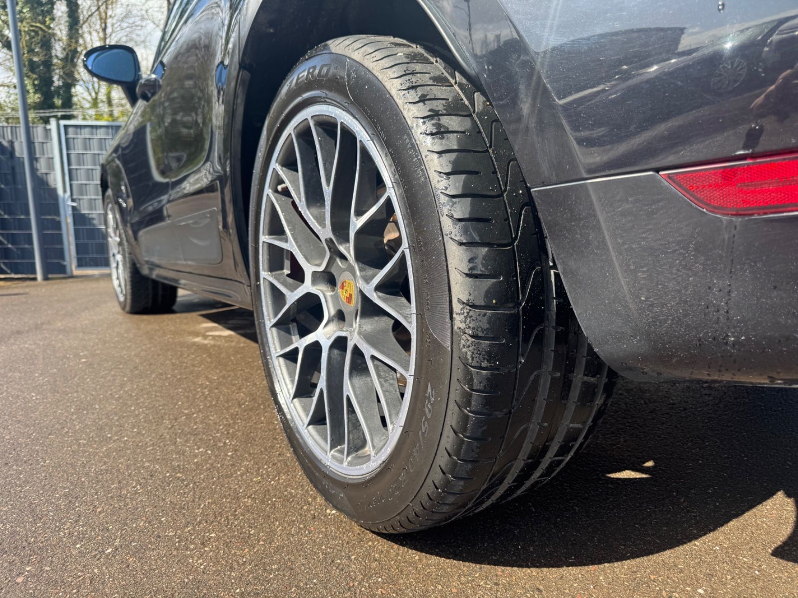 Fahrzeugabbildung Porsche MACAN GTS*SPORT-ABGAS*NAVI*BI-XENON*