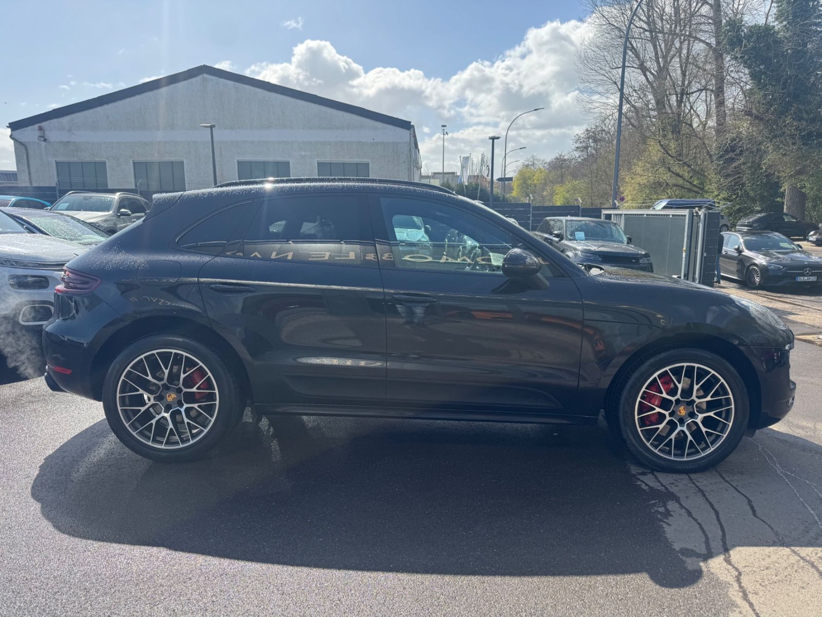 Fahrzeugabbildung Porsche MACAN GTS*SPORT-ABGAS*NAVI*BI-XENON*