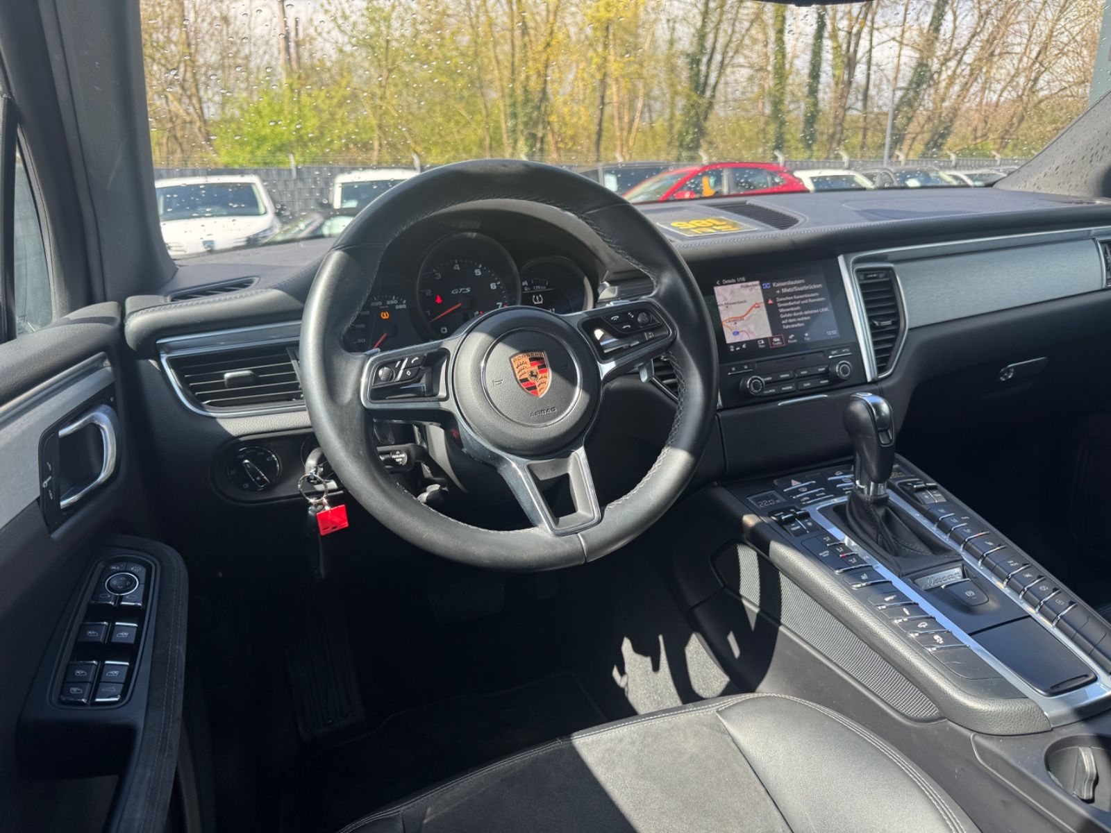 Fahrzeugabbildung Porsche MACAN GTS*SPORT-ABGAS*NAVI*BI-XENON*