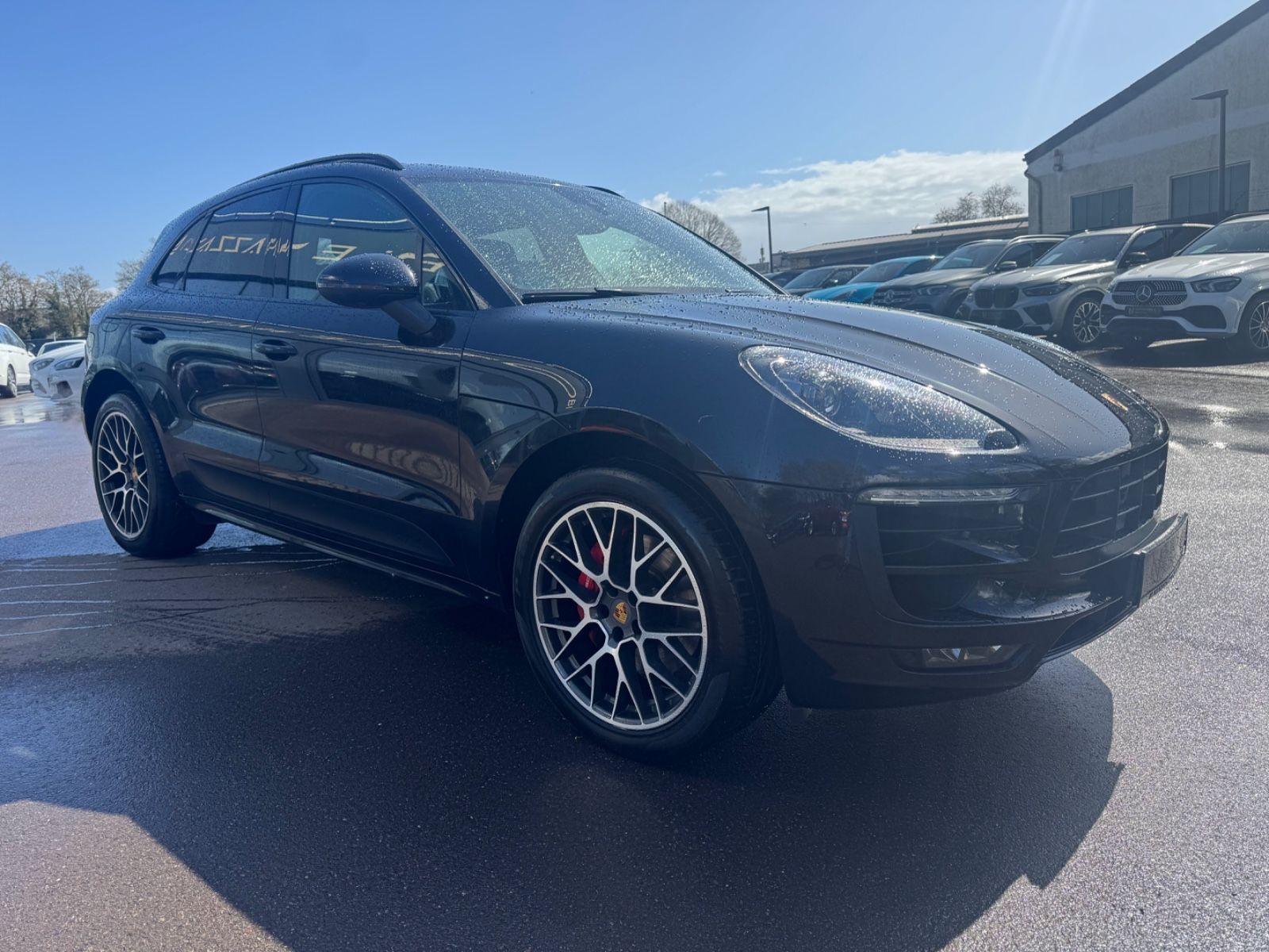Fahrzeugabbildung Porsche MACAN GTS*SPORT-ABGAS*NAVI*BI-XENON*