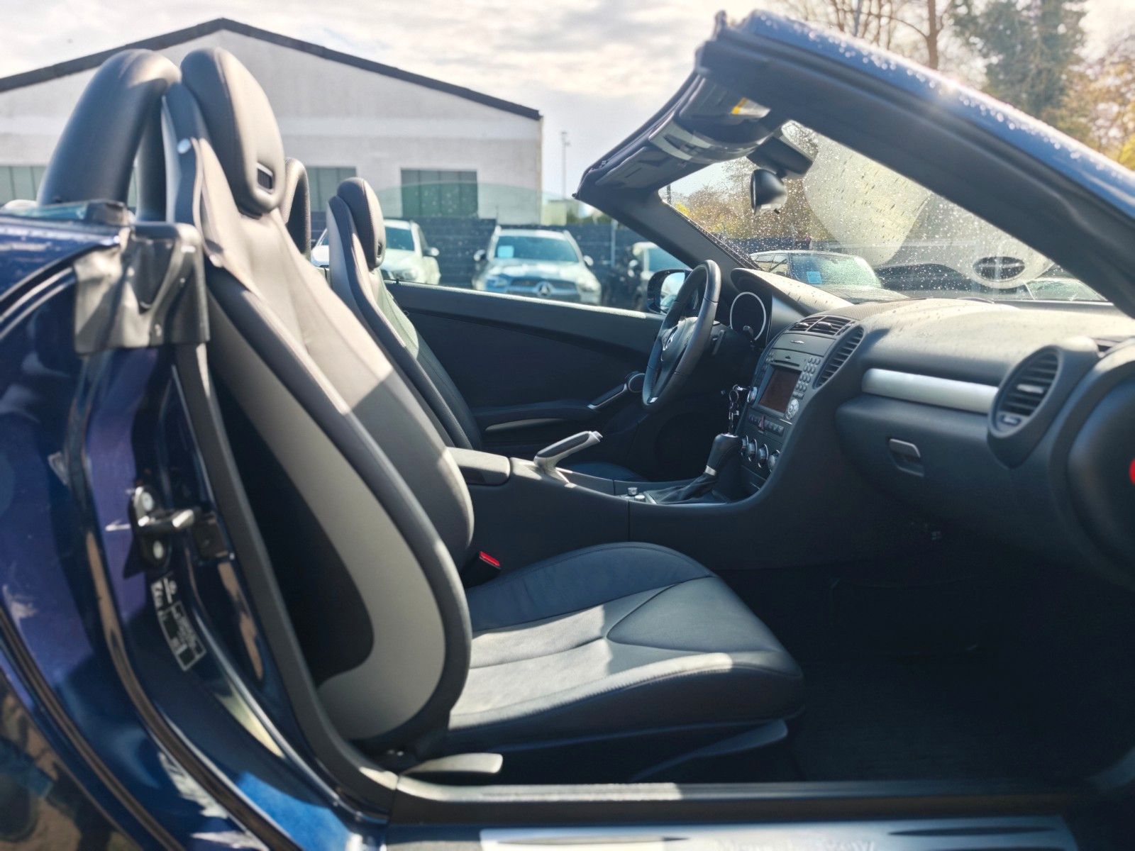 Fahrzeugabbildung Mercedes-Benz SLK 280*NAVI*SHZ*PDC*FACELIFT*TOP*