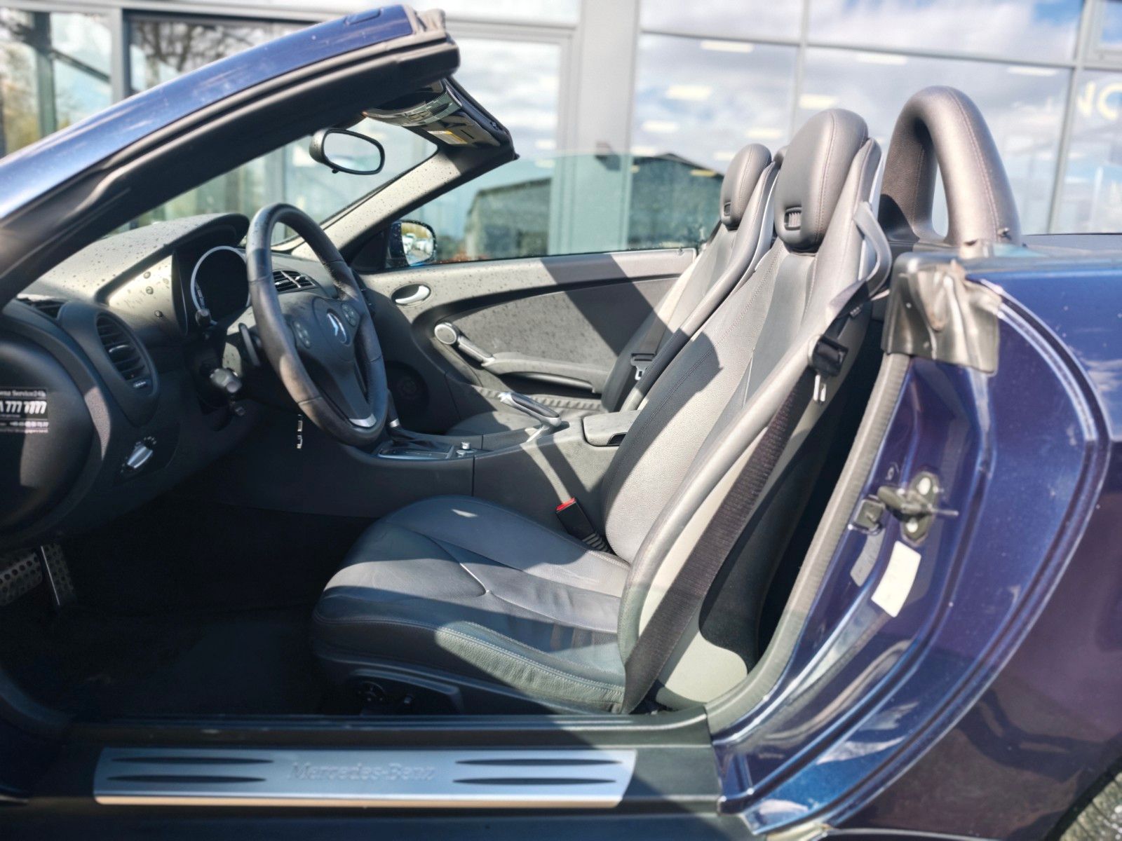 Fahrzeugabbildung Mercedes-Benz SLK 280*NAVI*SHZ*PDC*FACELIFT*TOP*