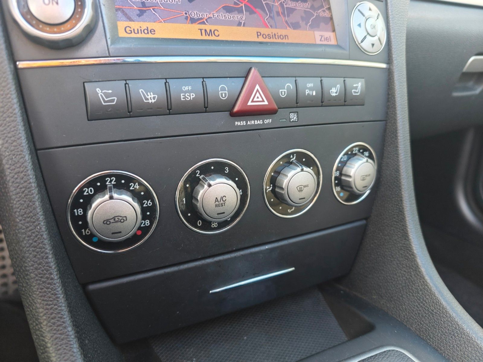 Fahrzeugabbildung Mercedes-Benz SLK 280*NAVI*SHZ*PDC*FACELIFT*TOP*