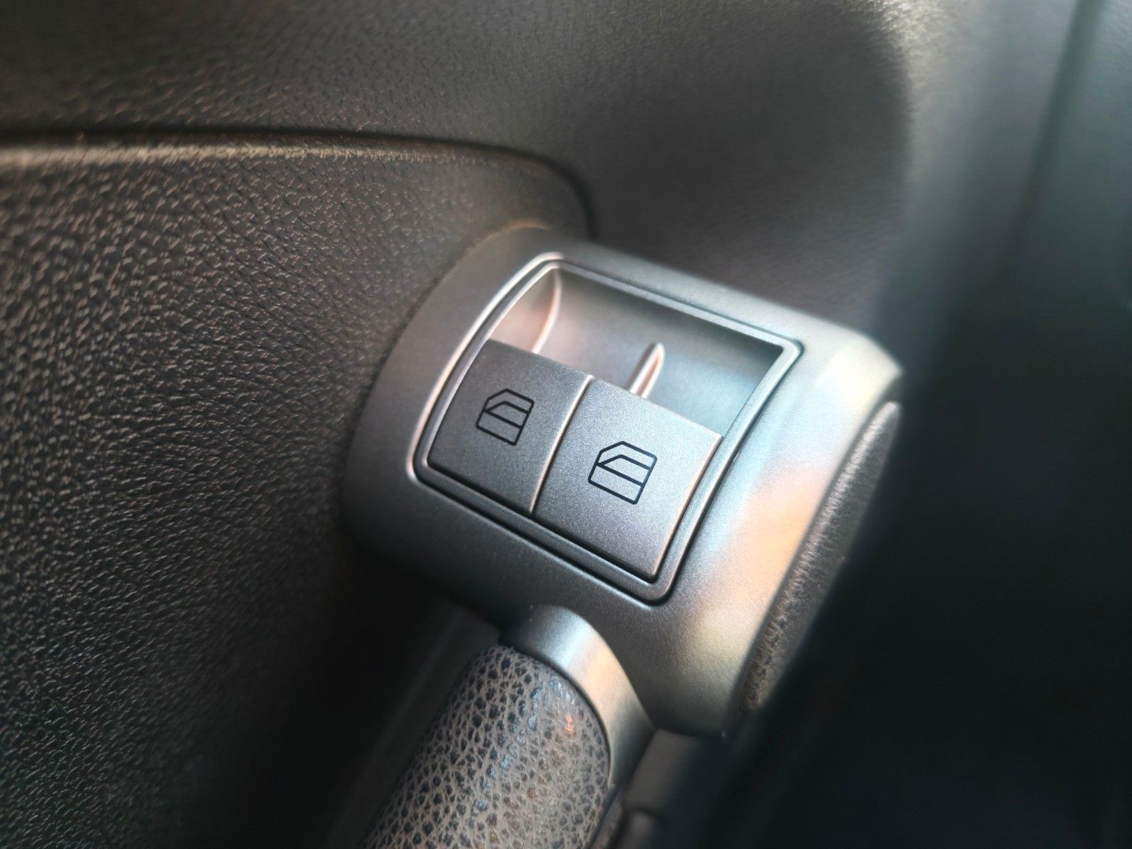 Fahrzeugabbildung Mercedes-Benz SLK 280*NAVI*SHZ*PDC*FACELIFT*TOP*