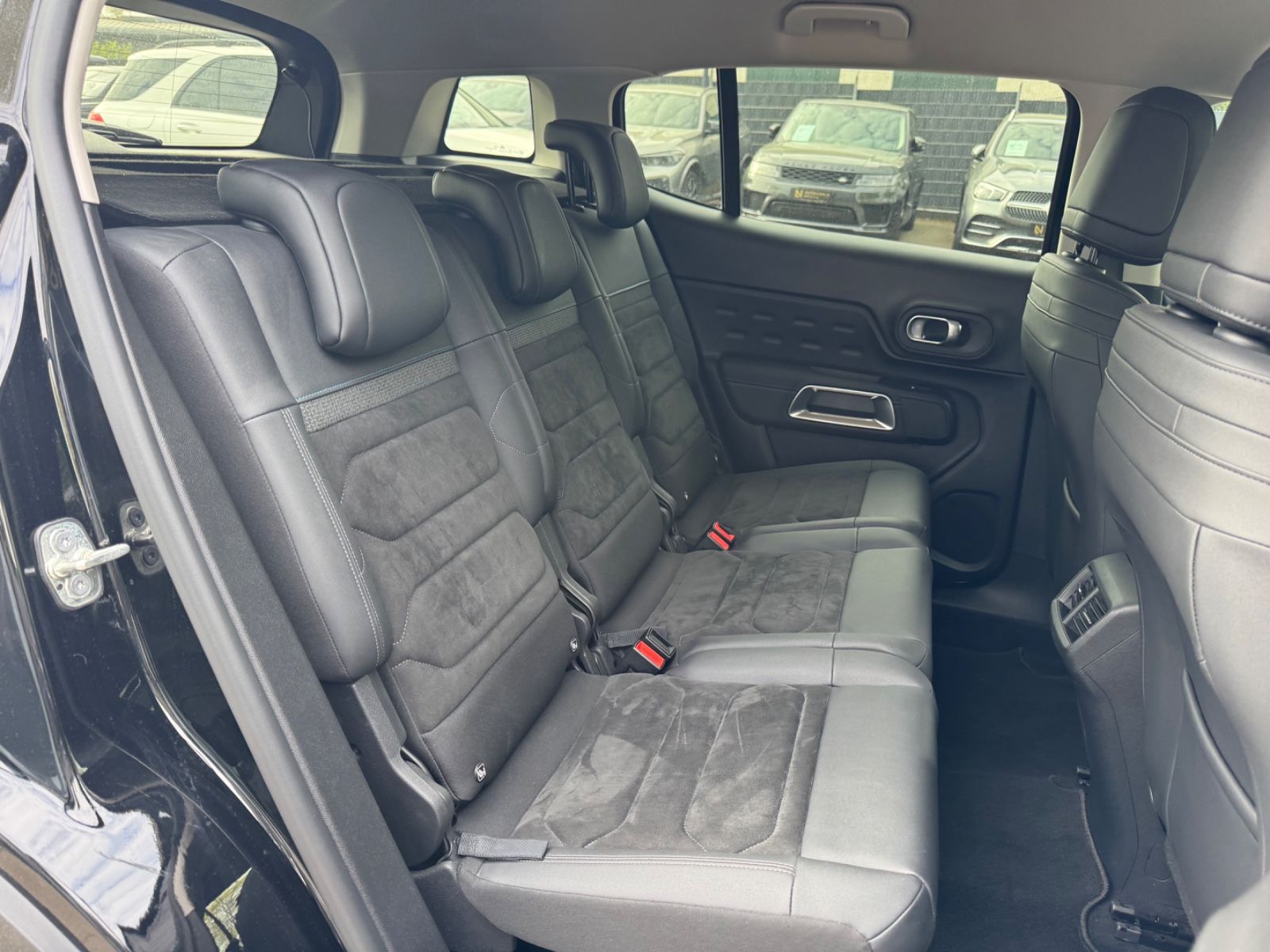 Fahrzeugabbildung Citroën C5 AIRCROSS PLUS HYBRID *FACELIFT*LED*EL.SITZE*