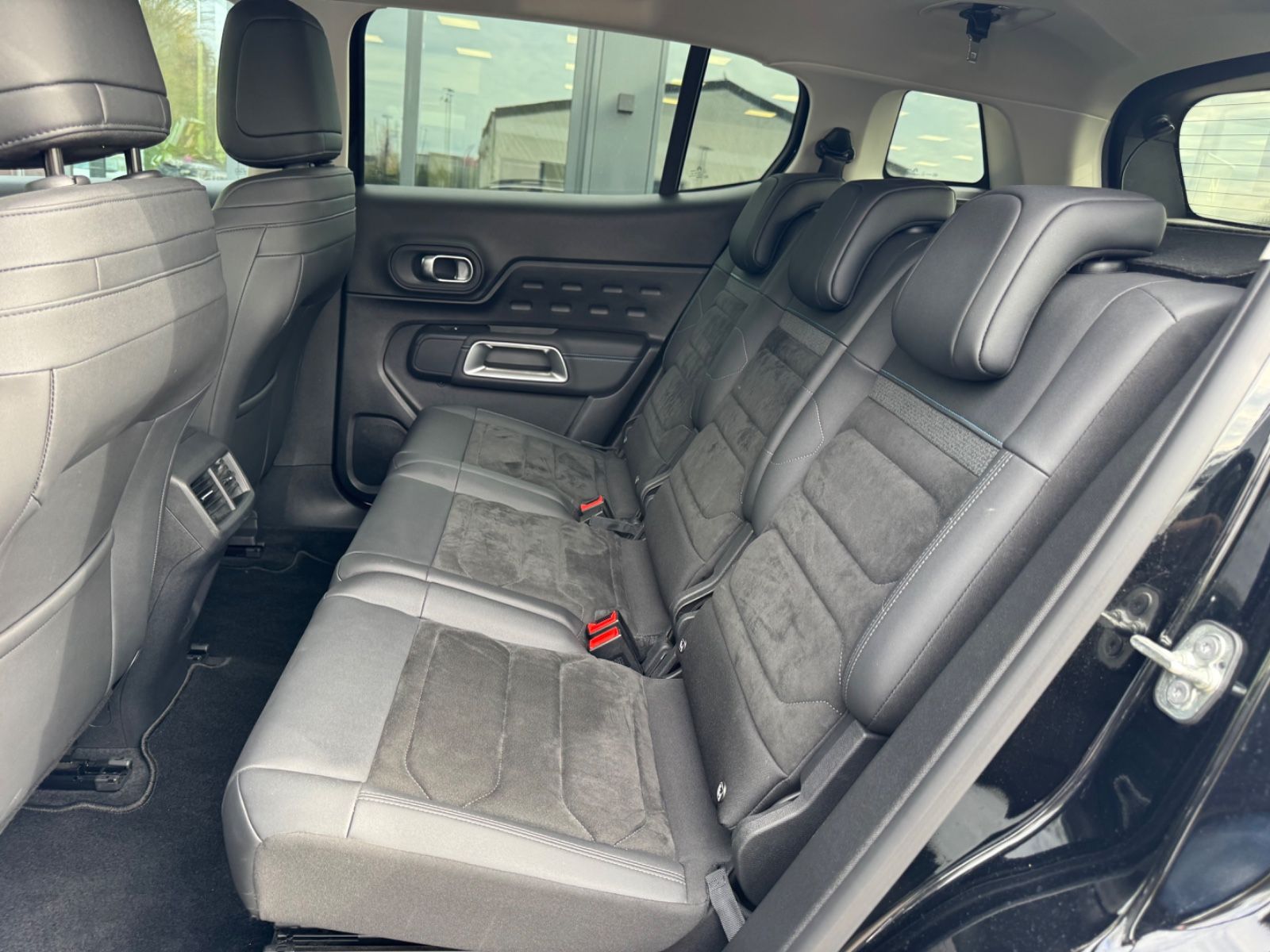 Fahrzeugabbildung Citroën C5 AIRCROSS PLUS HYBRID *FACELIFT*LED*EL.SITZE*
