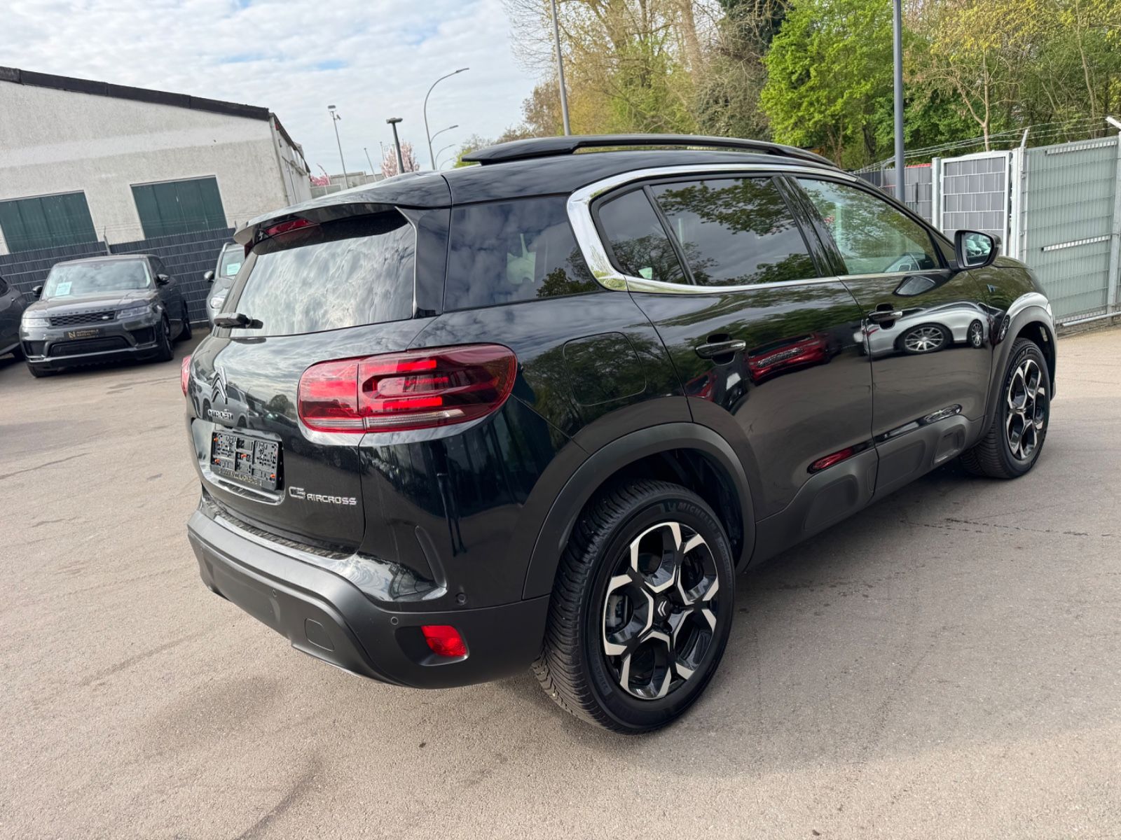 Fahrzeugabbildung Citroën C5 AIRCROSS PLUS HYBRID *FACELIFT*LED*EL.SITZE*