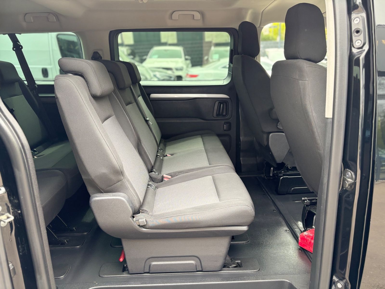 Fahrzeugabbildung Citroën SPACETOURER PLUS XL AUT..*1.HAND*NAVI*8 SITZER*
