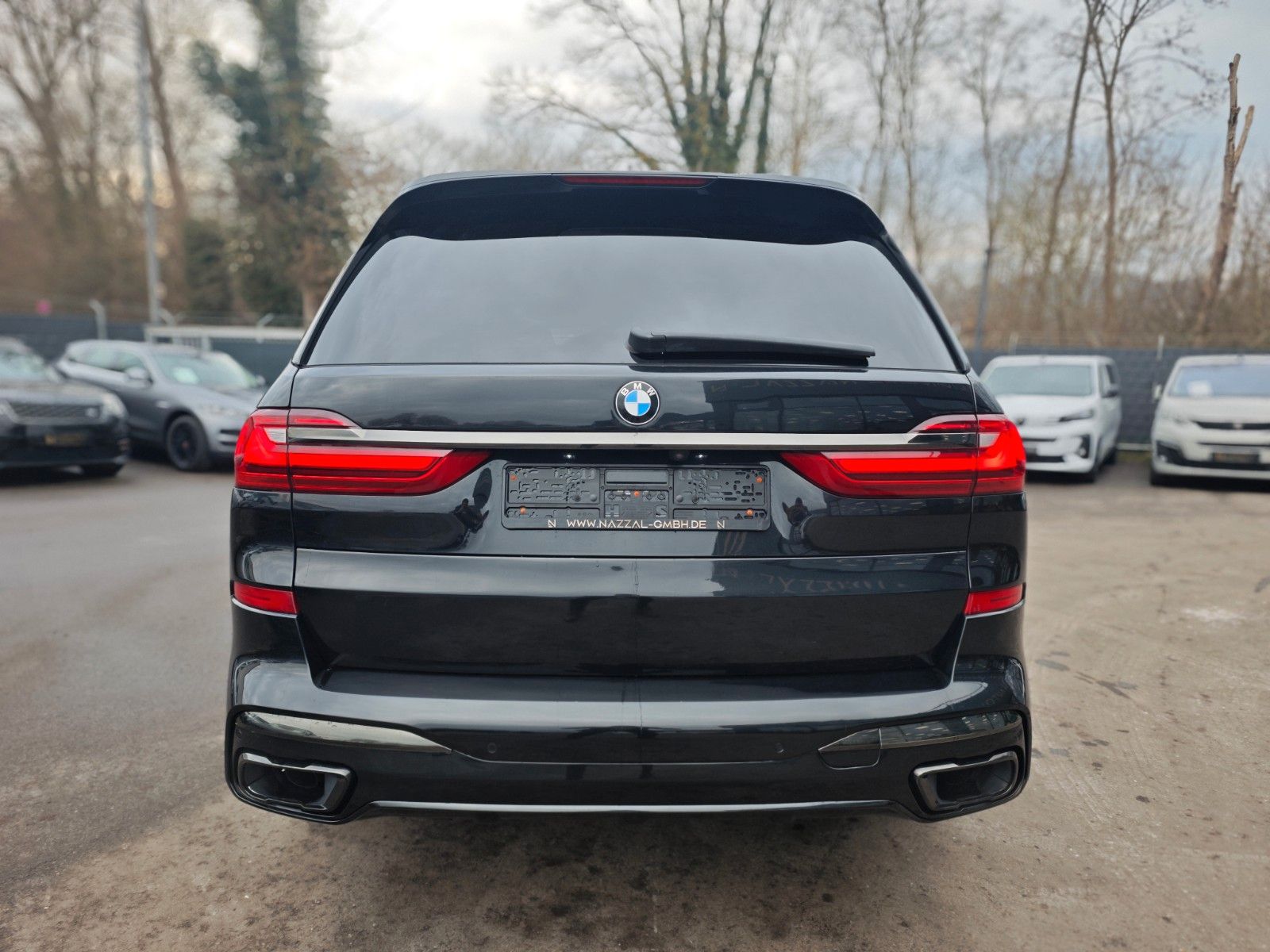 Fahrzeugabbildung BMW X7 xDrive 40d M SPORT*SOFT*LUFT*7SEATS*LASER*1.H