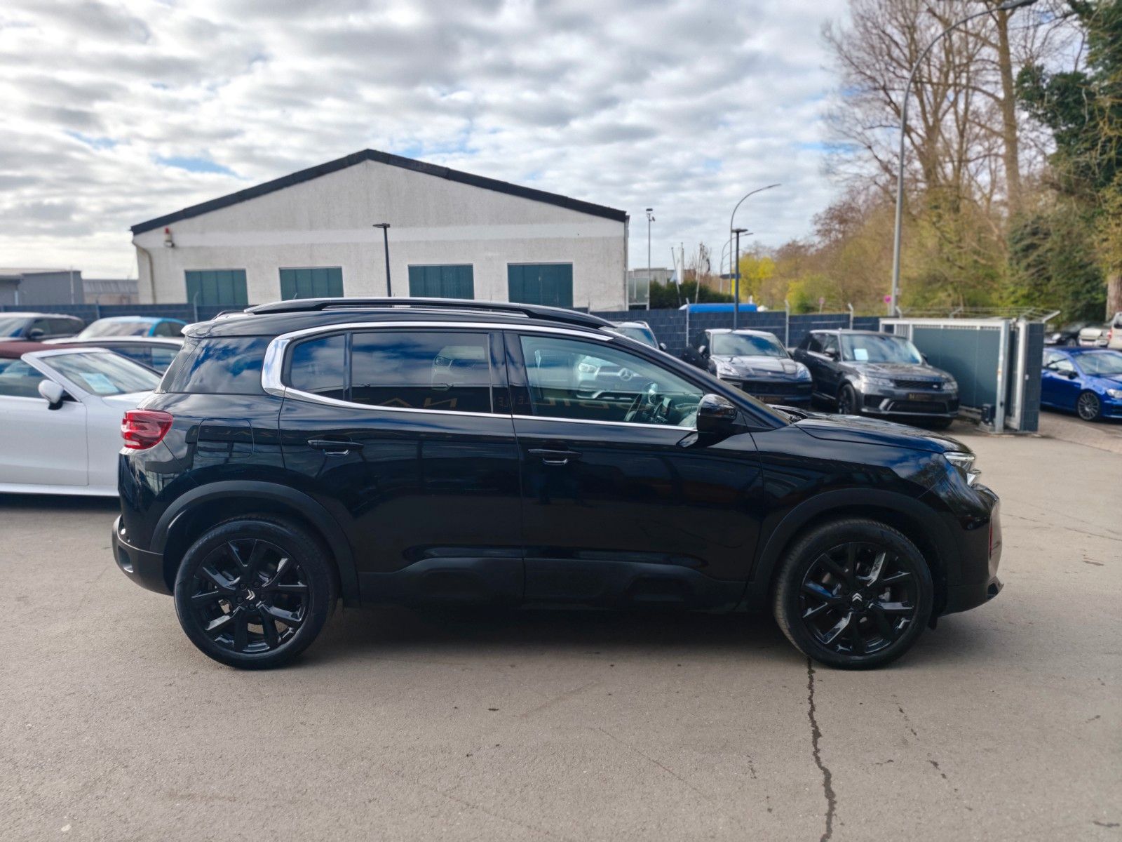 Fahrzeugabbildung Citroën C5 AIRCROSS*APPLE CAR*NAVI*SHZ*GARANTIE*