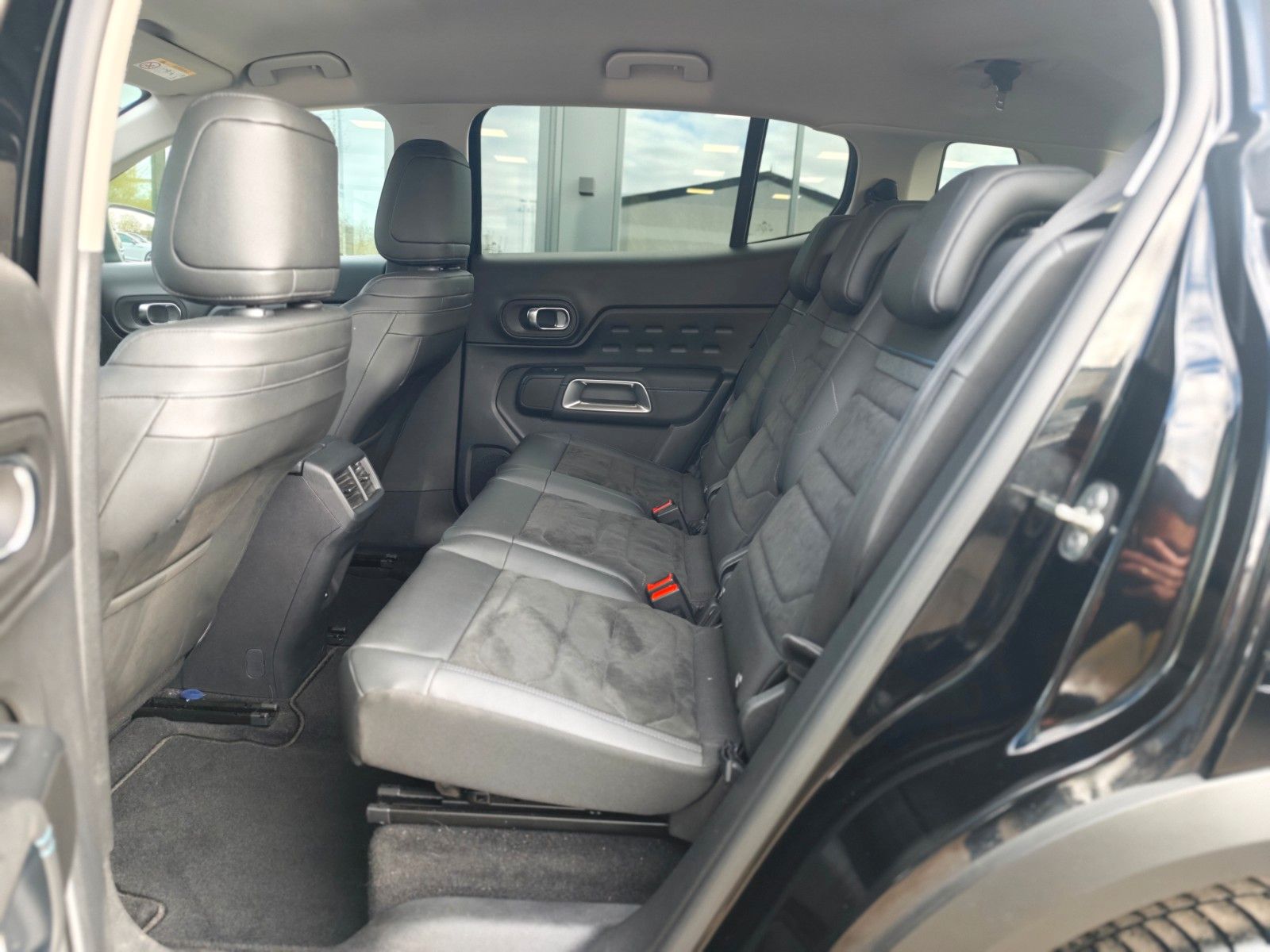 Fahrzeugabbildung Citroën C5 AIRCROSS*APPLE CAR*NAVI*SHZ*GARANTIE*