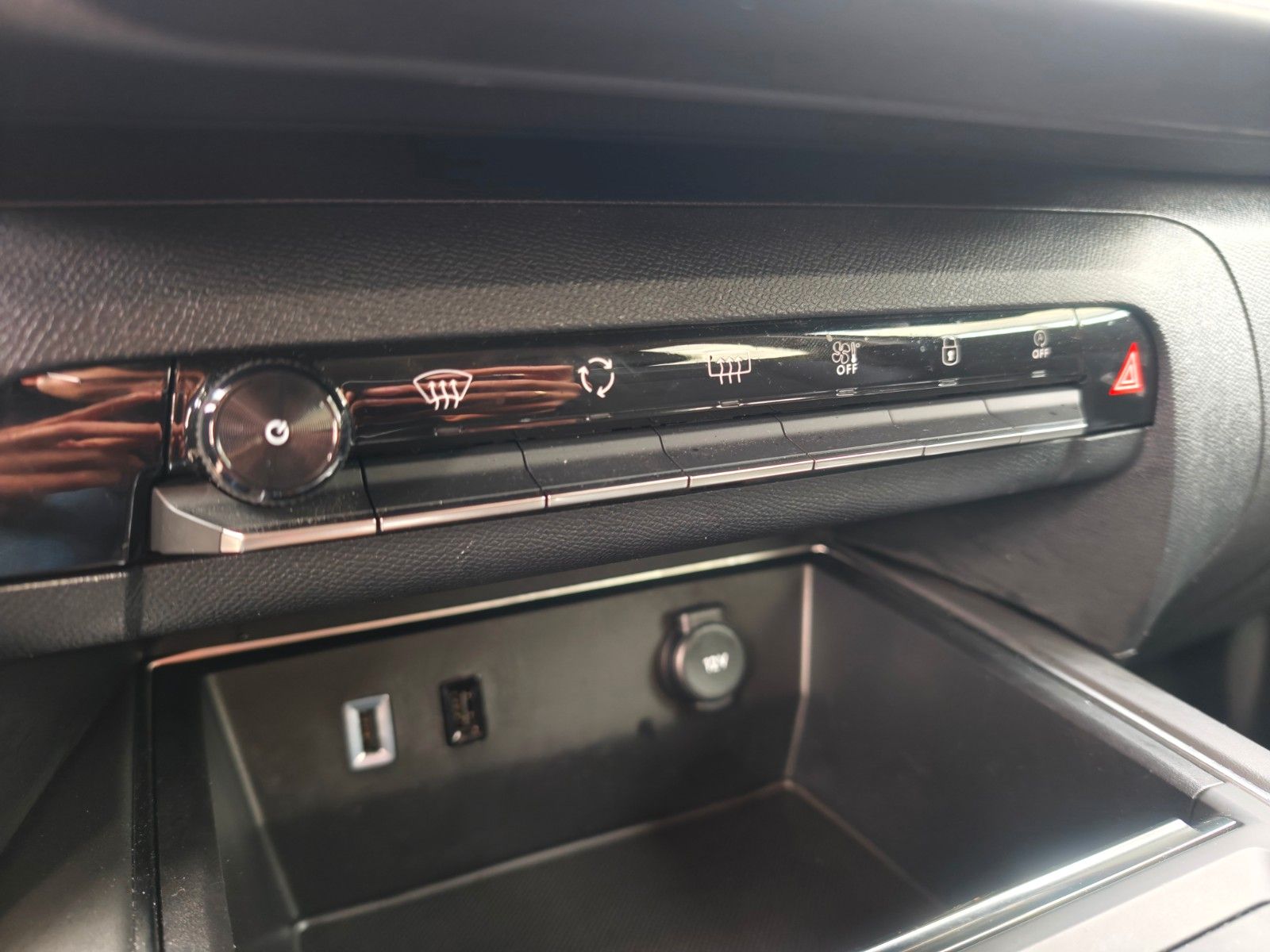 Fahrzeugabbildung Citroën C5 AIRCROSS*APPLE CAR*NAVI*SHZ*GARANTIE*