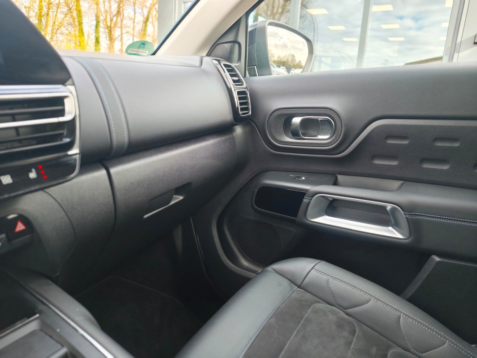 Fahrzeugabbildung Citroën C5 AIRCROSS*APPLE CAR*NAVI*SHZ*GARANTIE*