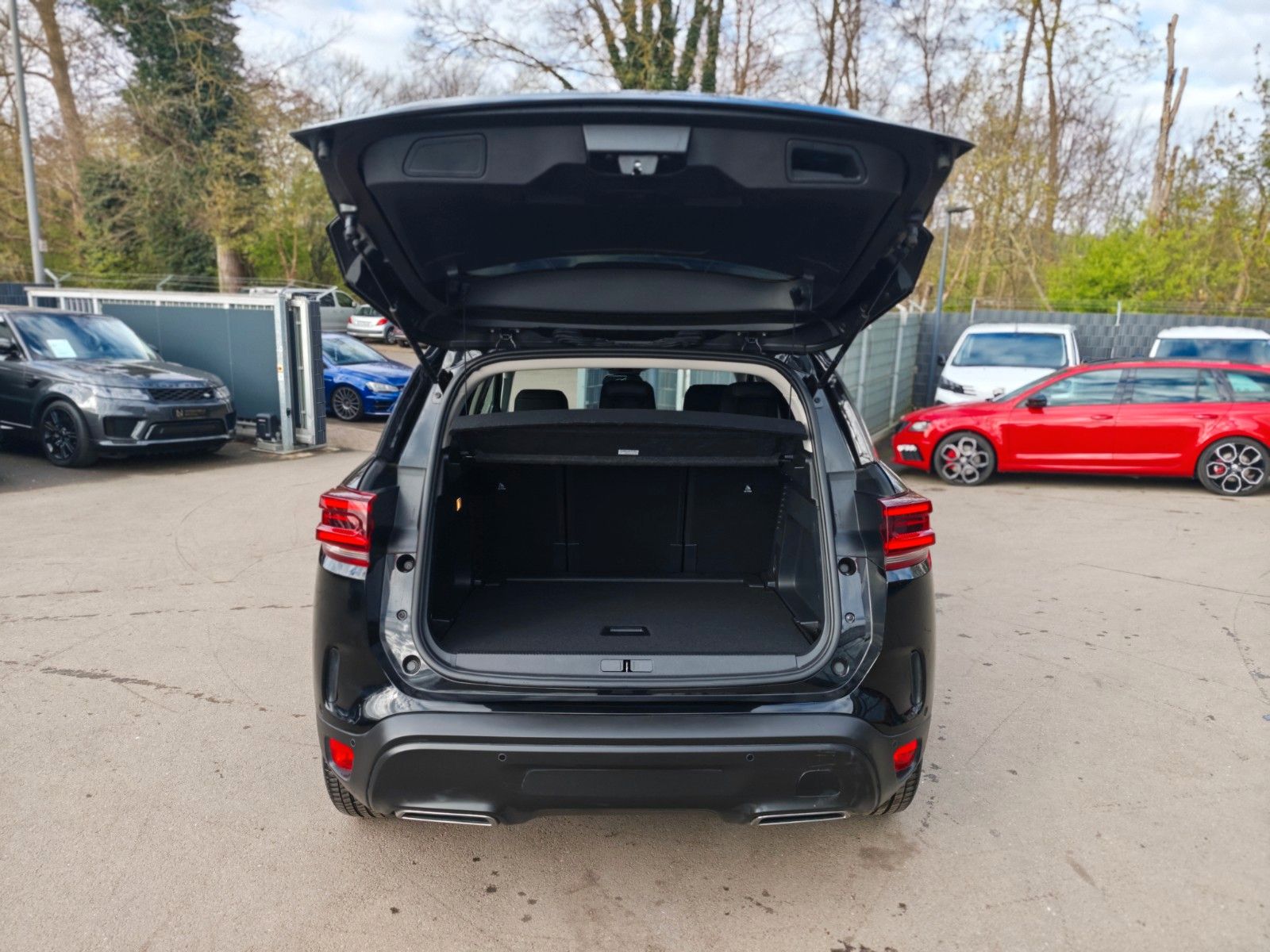 Fahrzeugabbildung Citroën C5 AIRCROSS*APPLE CAR*NAVI*SHZ*GARANTIE*