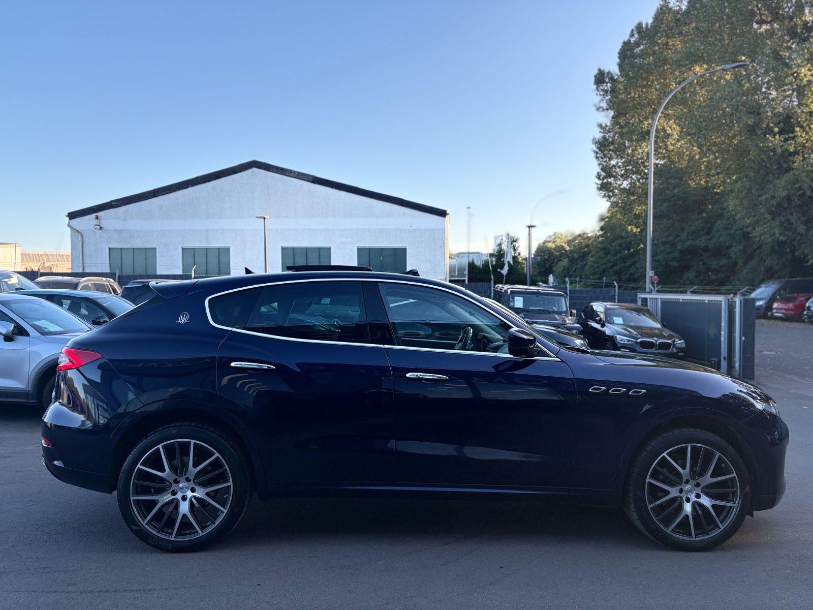 Fahrzeugabbildung Maserati LEVANTE GRANSPORT Q4 *LED*PANO*LUFT*VOLL*