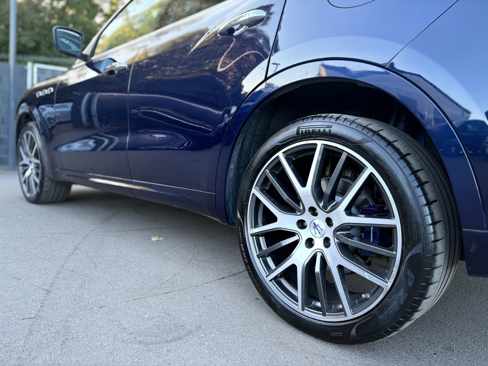 Fahrzeugabbildung Maserati LEVANTE GRANSPORT Q4 *LED*PANO*LUFT*VOLL*