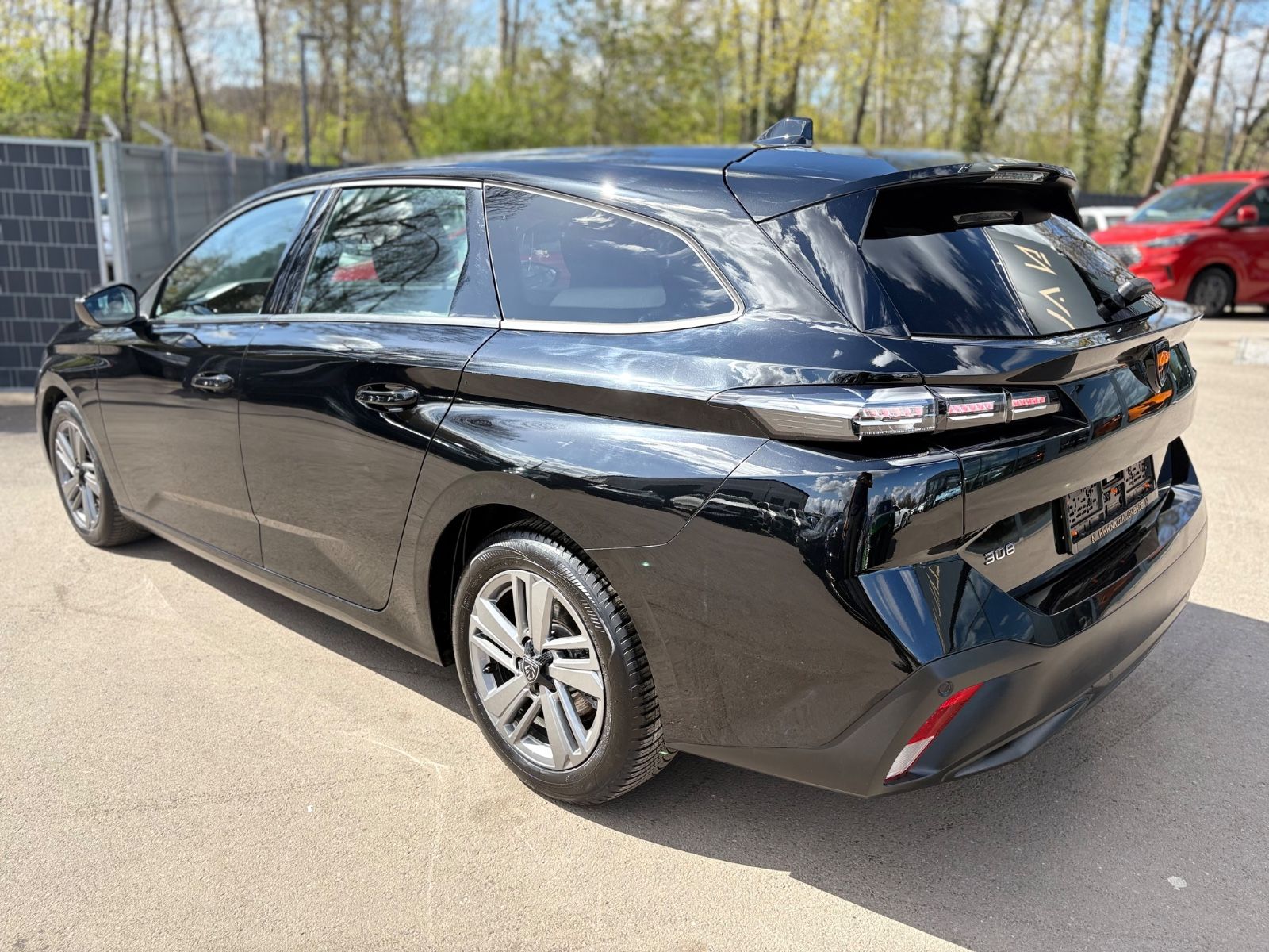 Fahrzeugabbildung Peugeot 308 SW ACTIVE PACK *NAVI*LED*SHZ*