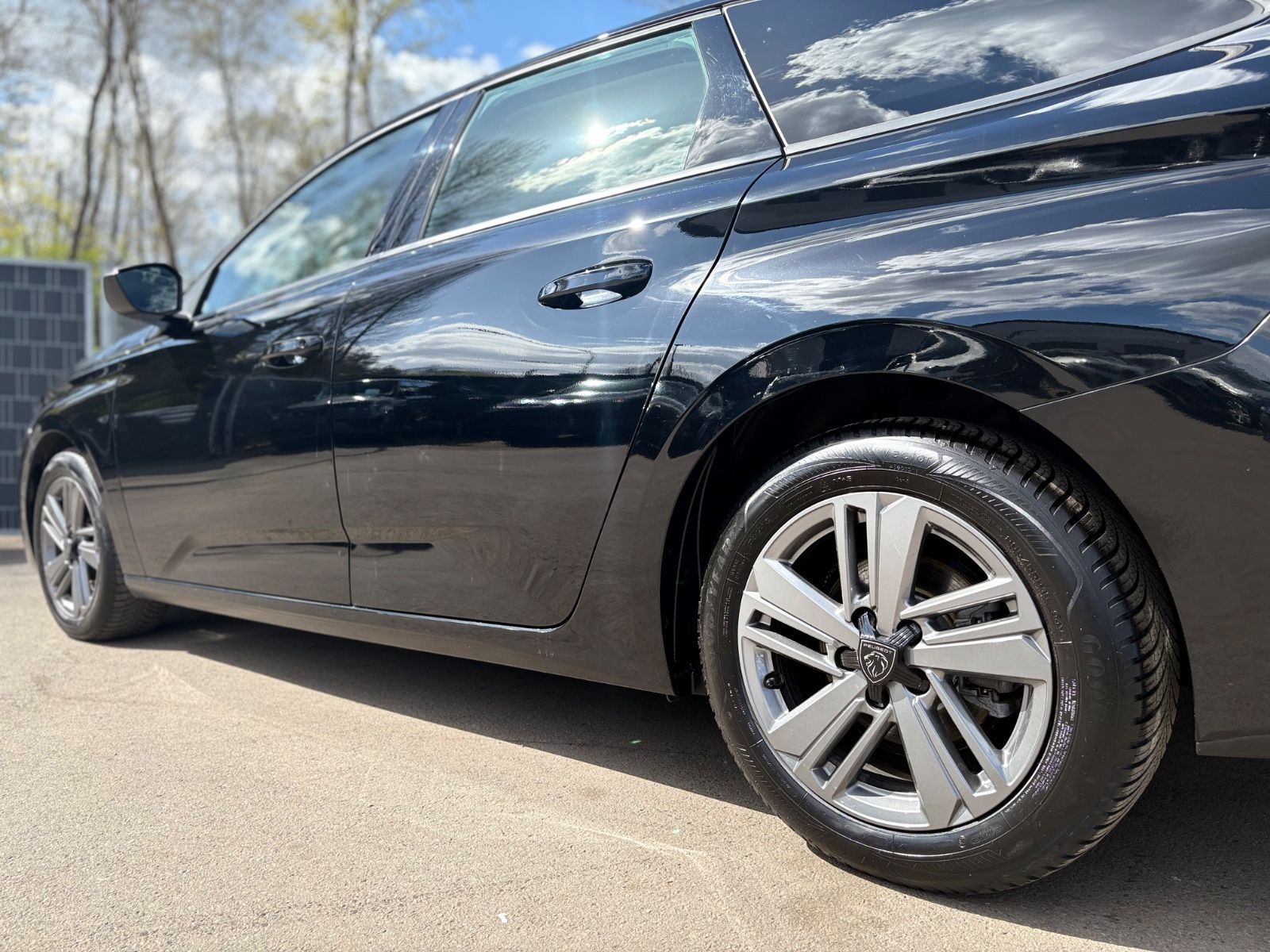 Fahrzeugabbildung Peugeot 308 SW ACTIVE PACK *NAVI*LED*SHZ*