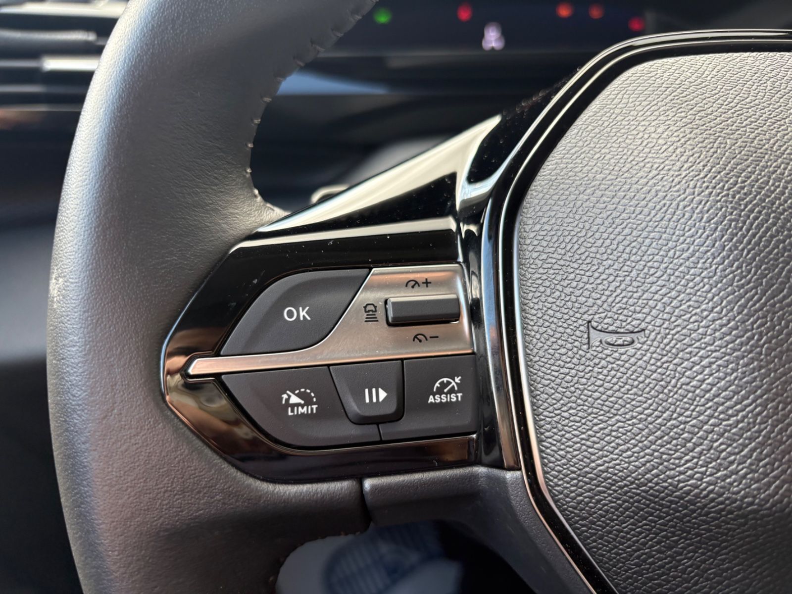 Fahrzeugabbildung Peugeot 308 SW ACTIVE PACK *NAVI*LED*SHZ*