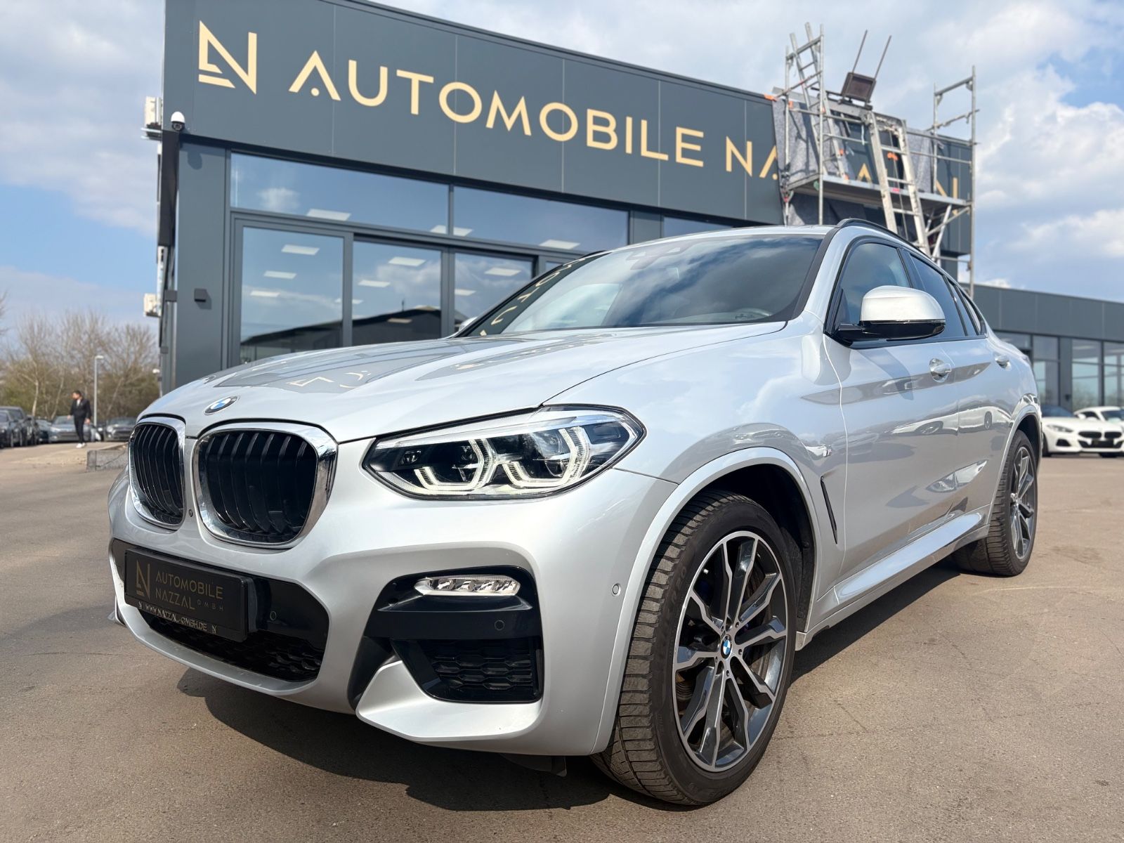 Fahrzeugabbildung BMW X4 xDRIVE 30 I M SPORT *VIRTUELL*NAVI*PANO*TOP*