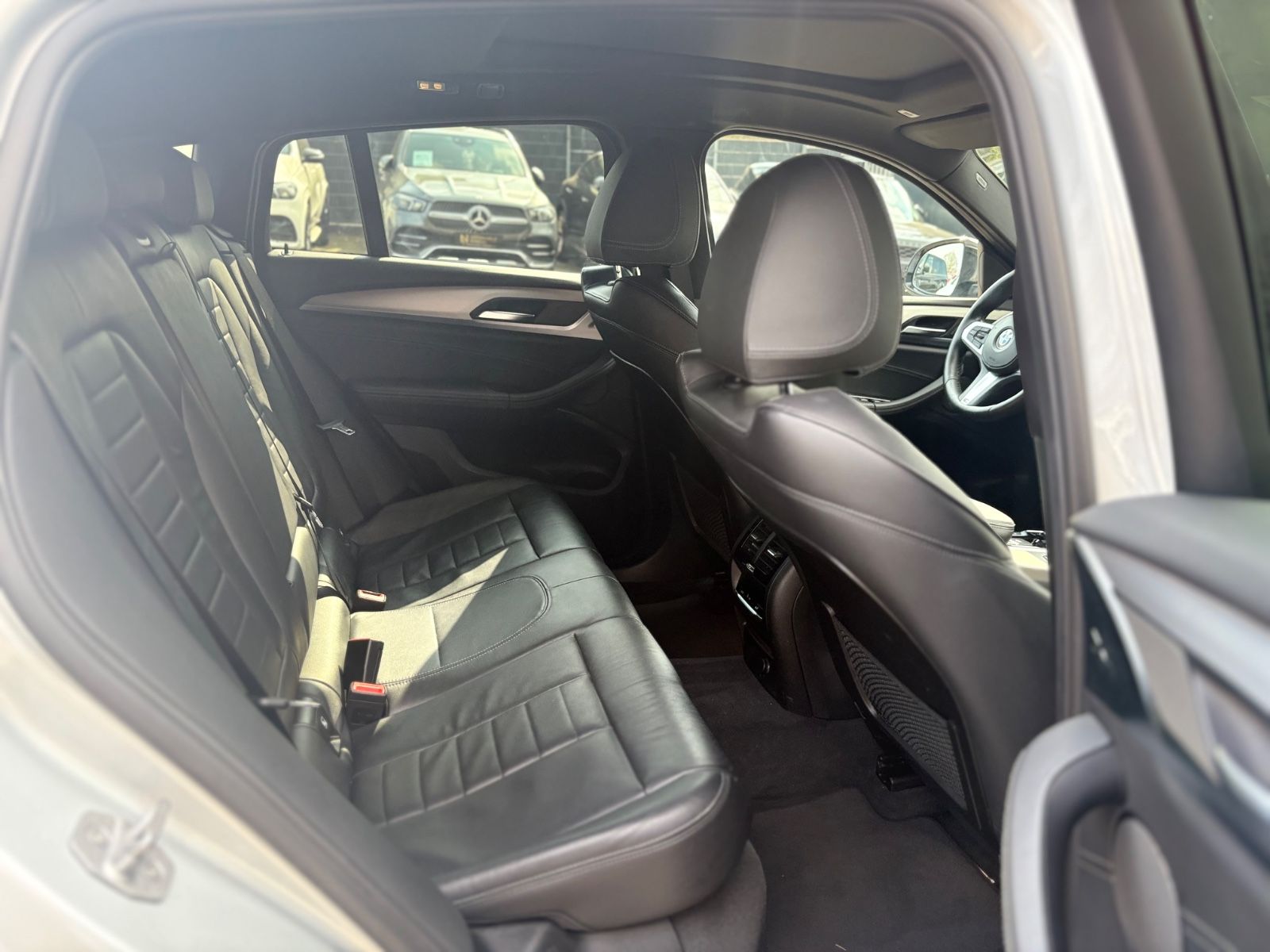 Fahrzeugabbildung BMW X4 xDRIVE 30 I M SPORT *VIRTUELL*NAVI*PANO*TOP*