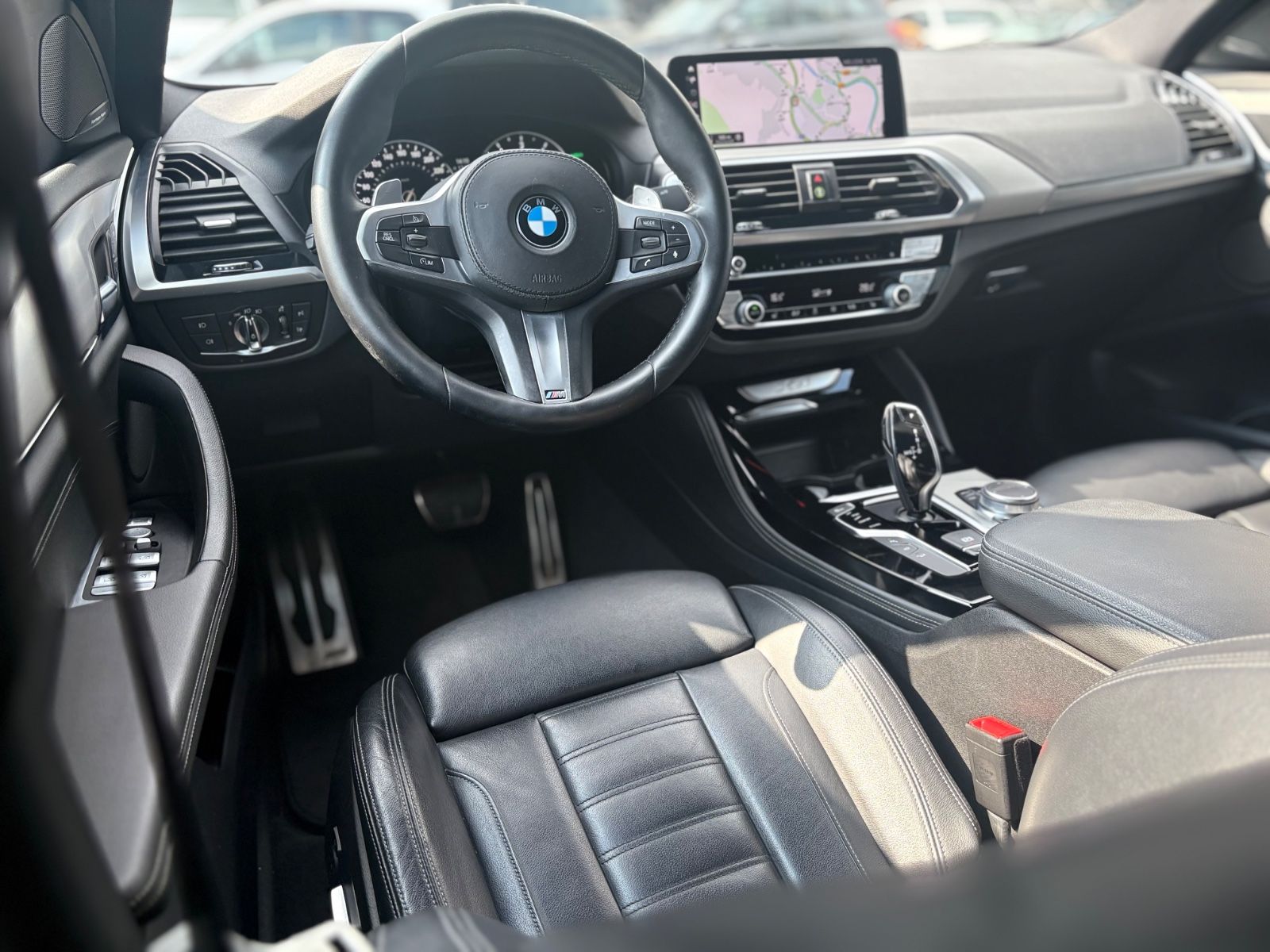 Fahrzeugabbildung BMW X4 xDRIVE 30 I M SPORT *VIRTUELL*NAVI*PANO*TOP*