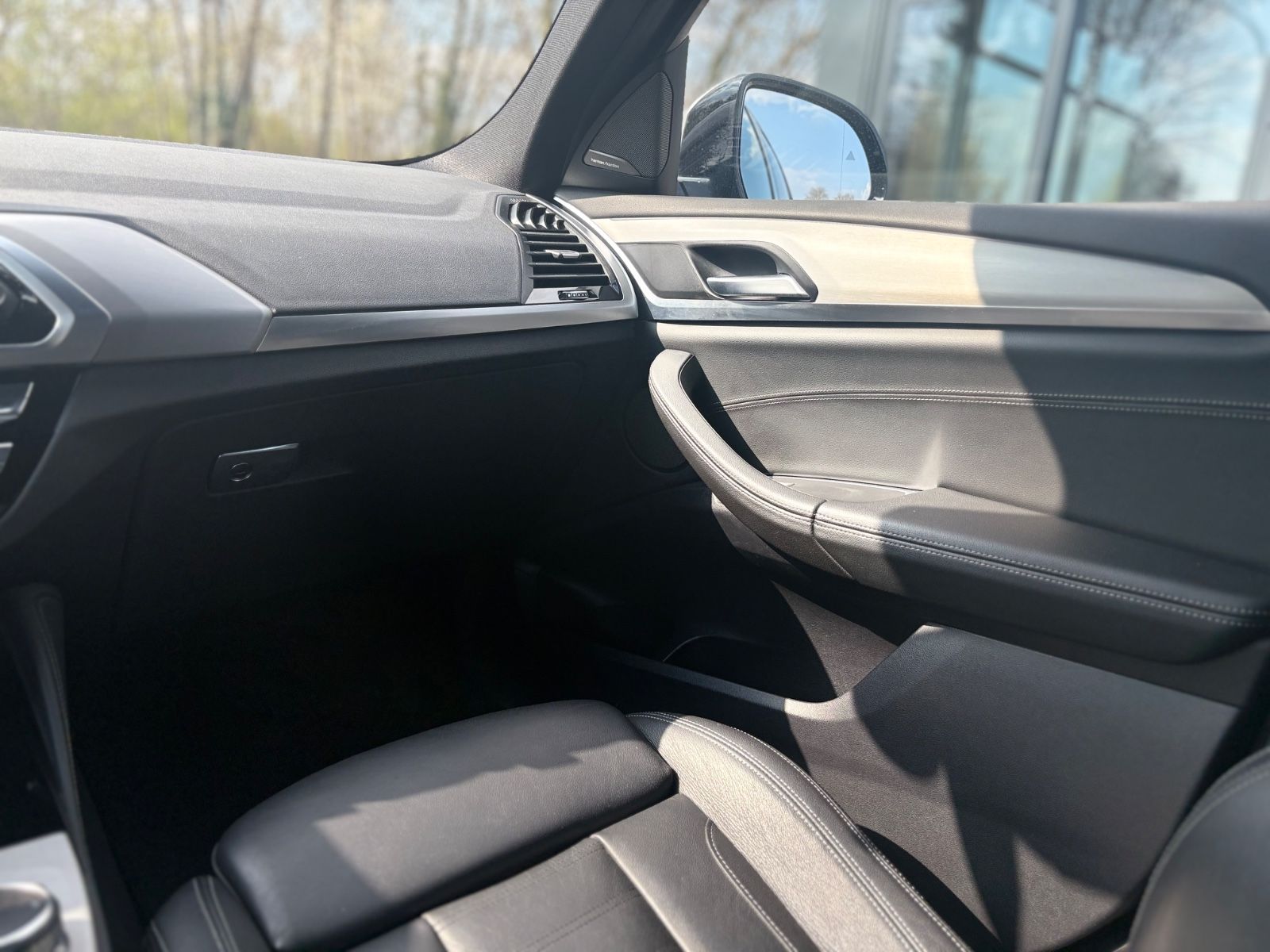 Fahrzeugabbildung BMW X4 xDRIVE 30 I M SPORT *VIRTUELL*NAVI*PANO*TOP*