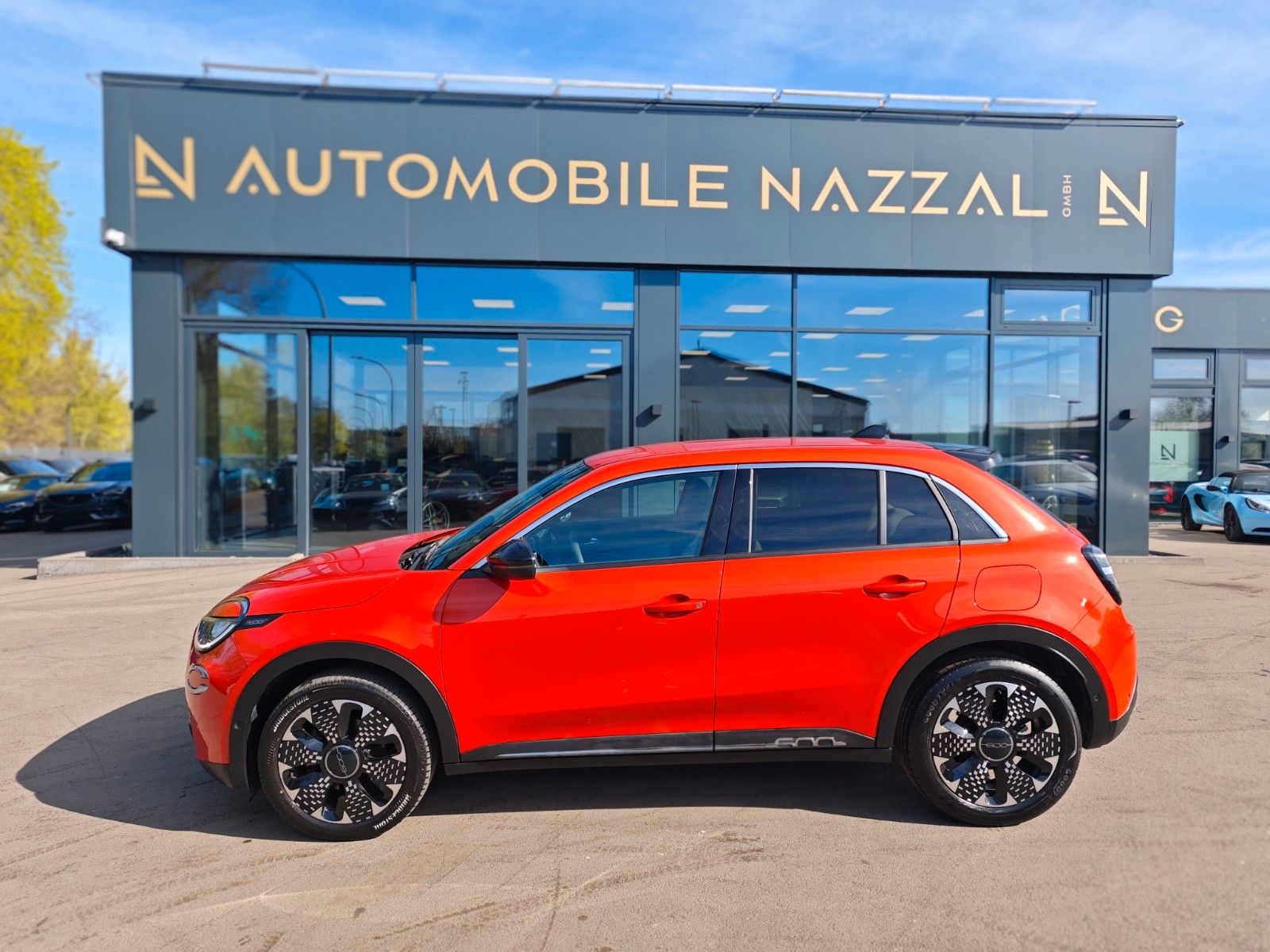 Fahrzeugabbildung Fiat 600 HYBRID LA PRIMA *1.HAND*LED*NAVI*360°*LEDER*