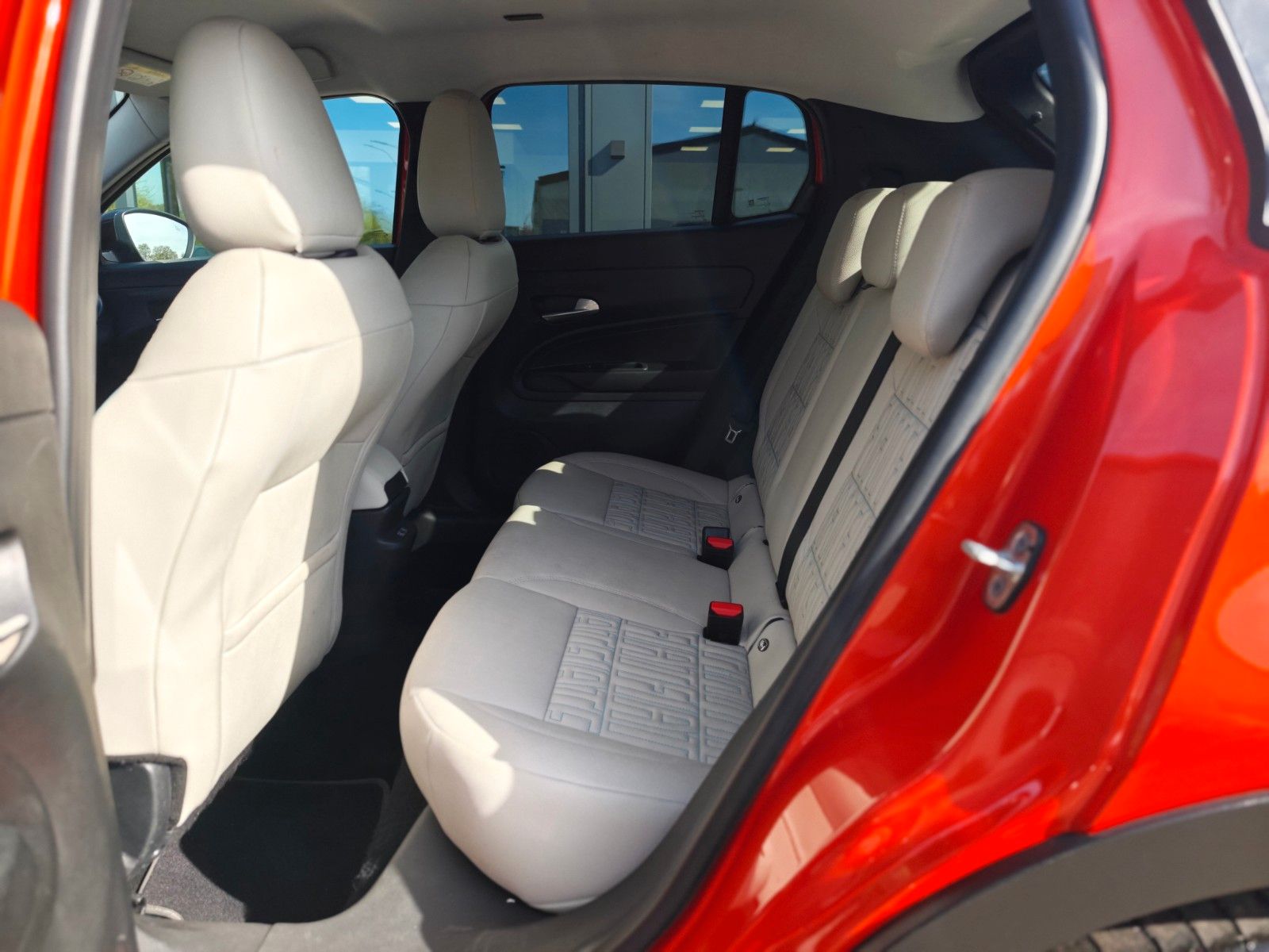 Fahrzeugabbildung Fiat 600 HYBRID LA PRIMA *1.HAND*LED*NAVI*360°*LEDER*