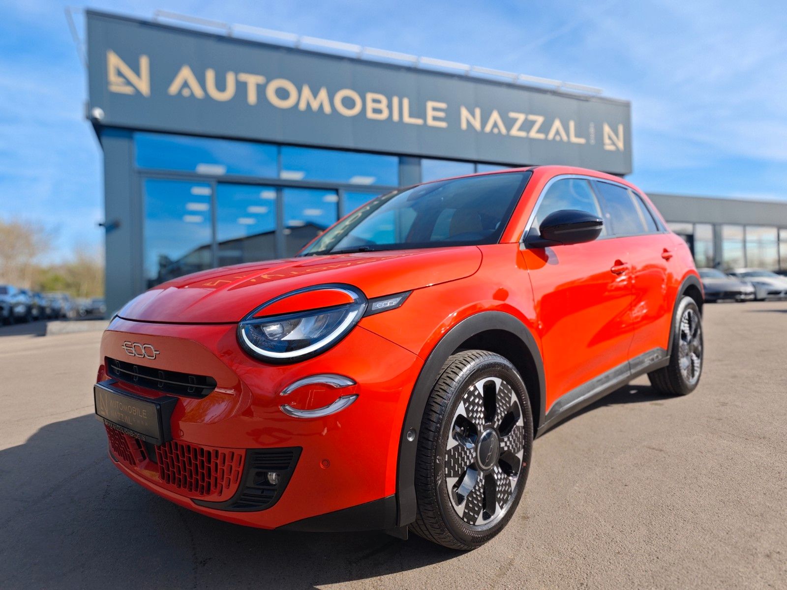 Fahrzeugabbildung Fiat 600 HYBRID LA PRIMA *1.HAND*LED*NAVI*360°*LEDER*