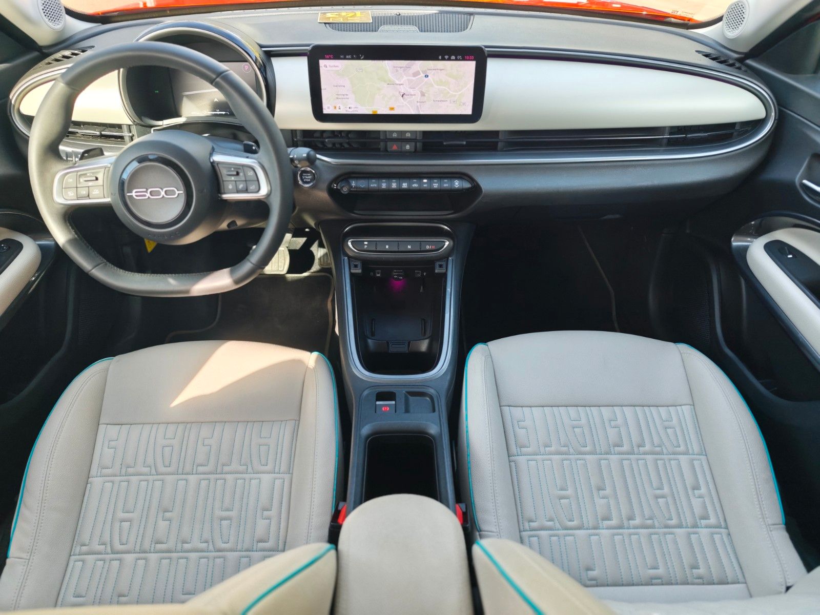 Fahrzeugabbildung Fiat 600 HYBRID LA PRIMA *1.HAND*LED*NAVI*360°*LEDER*