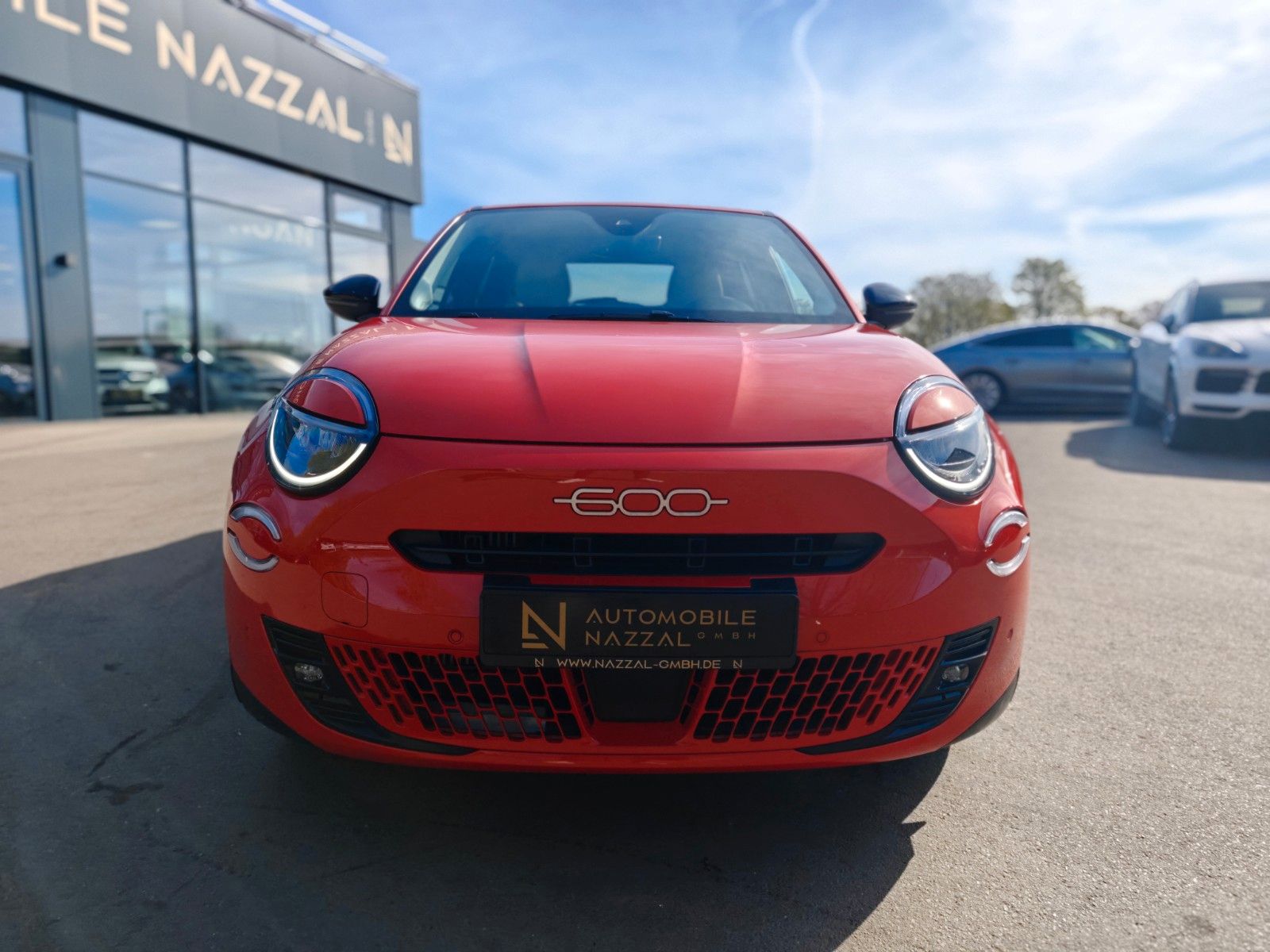 Fahrzeugabbildung Fiat 600 HYBRID LA PRIMA *1.HAND*LED*NAVI*360°*LEDER*