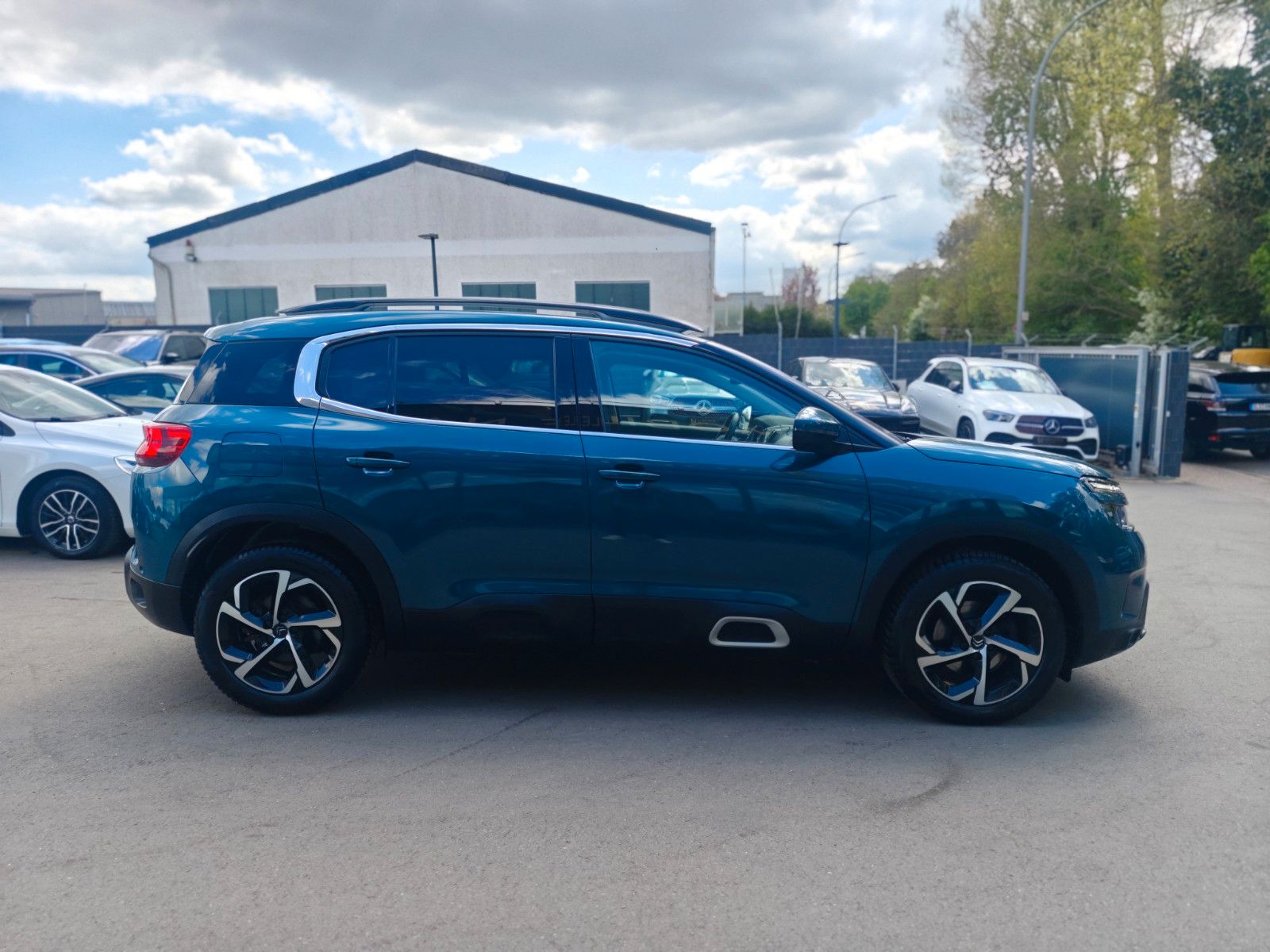 Fahrzeugabbildung Citroën C5 AIRCROSS FEEL PACK *1.HAND*VIRTUAL*AUT.*NAVI*