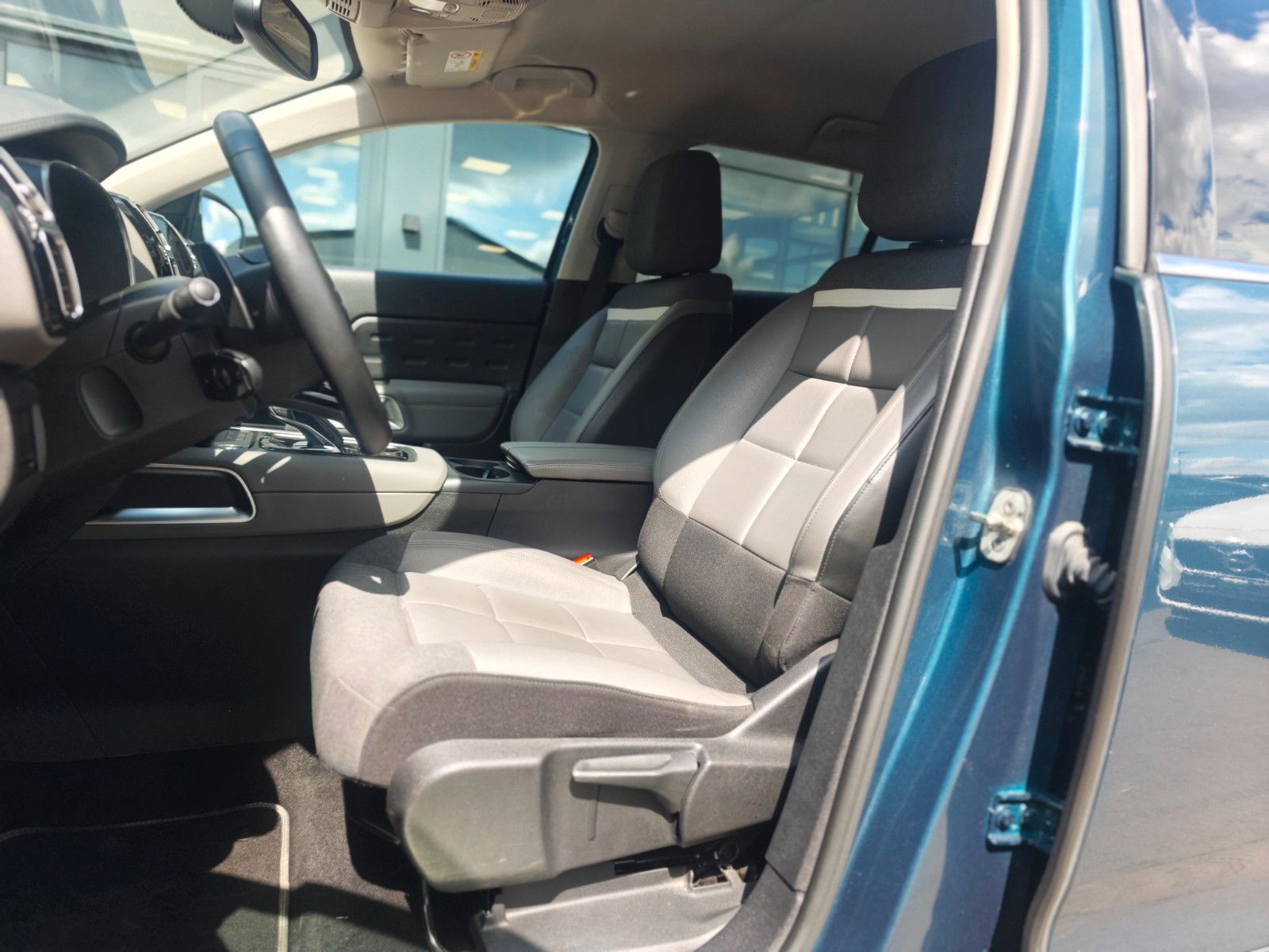 Fahrzeugabbildung Citroën C5 AIRCROSS FEEL PACK *1.HAND*VIRTUAL*AUT.*NAVI*