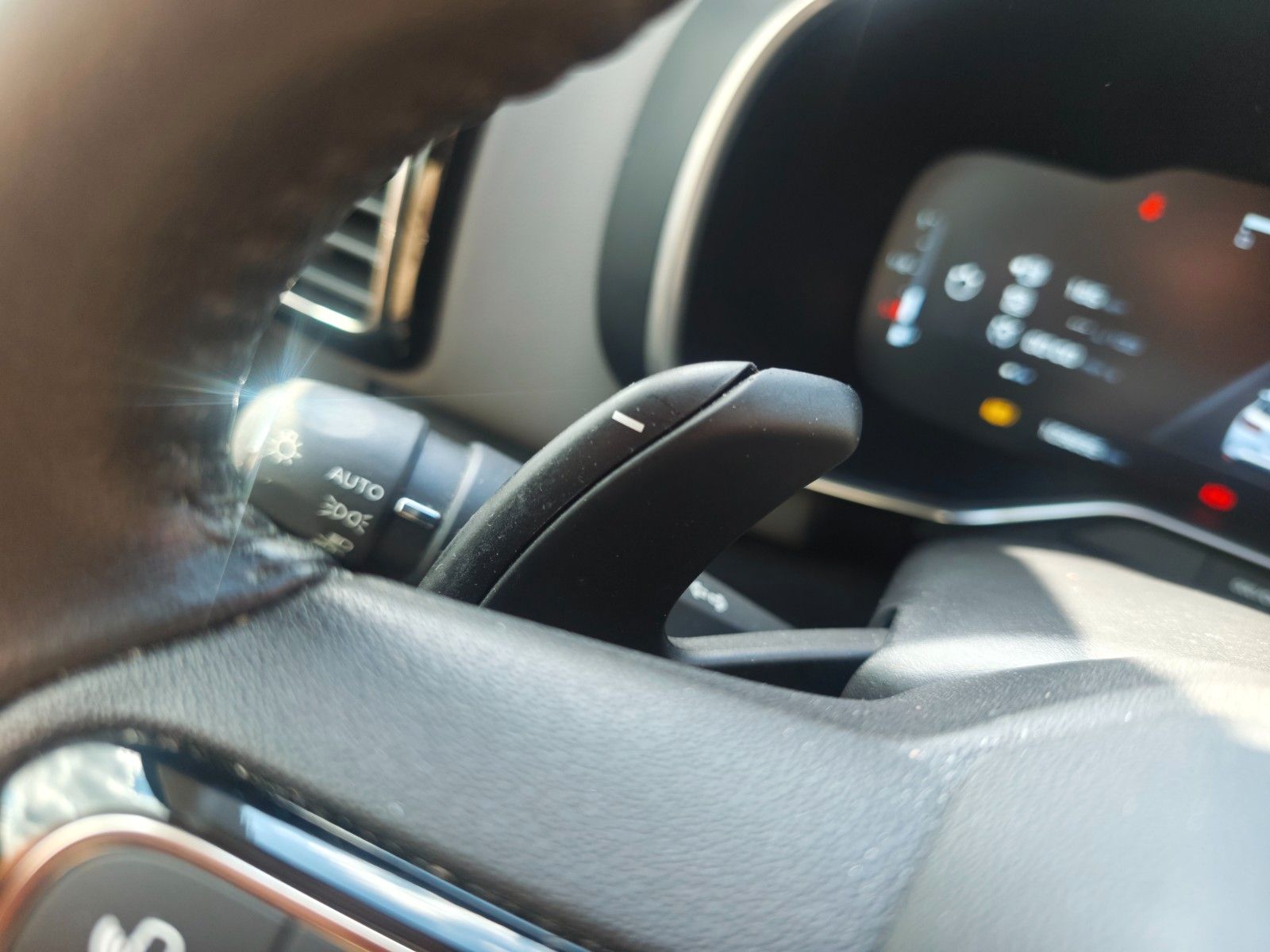 Fahrzeugabbildung Citroën C5 AIRCROSS FEEL PACK *1.HAND*VIRTUAL*AUT.*NAVI*