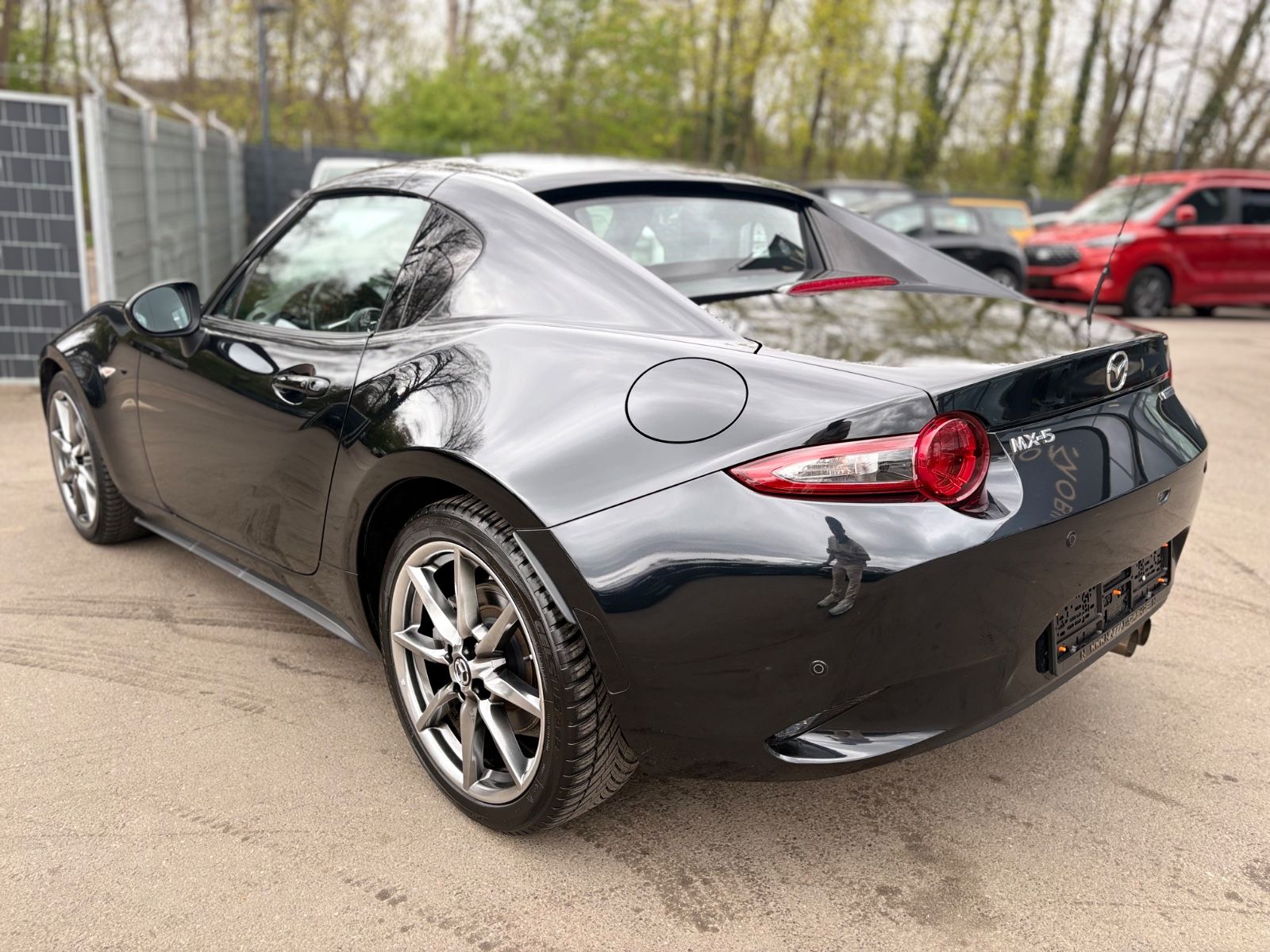 Fahrzeugabbildung Mazda MX-5 EXCLUSIVE-LINE RF *LEDER*NAVI*LED*BOSE*