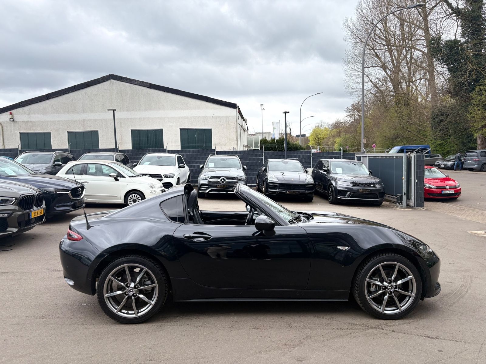 Fahrzeugabbildung Mazda MX-5 EXCLUSIVE-LINE RF *LEDER*NAVI*LED*BOSE*