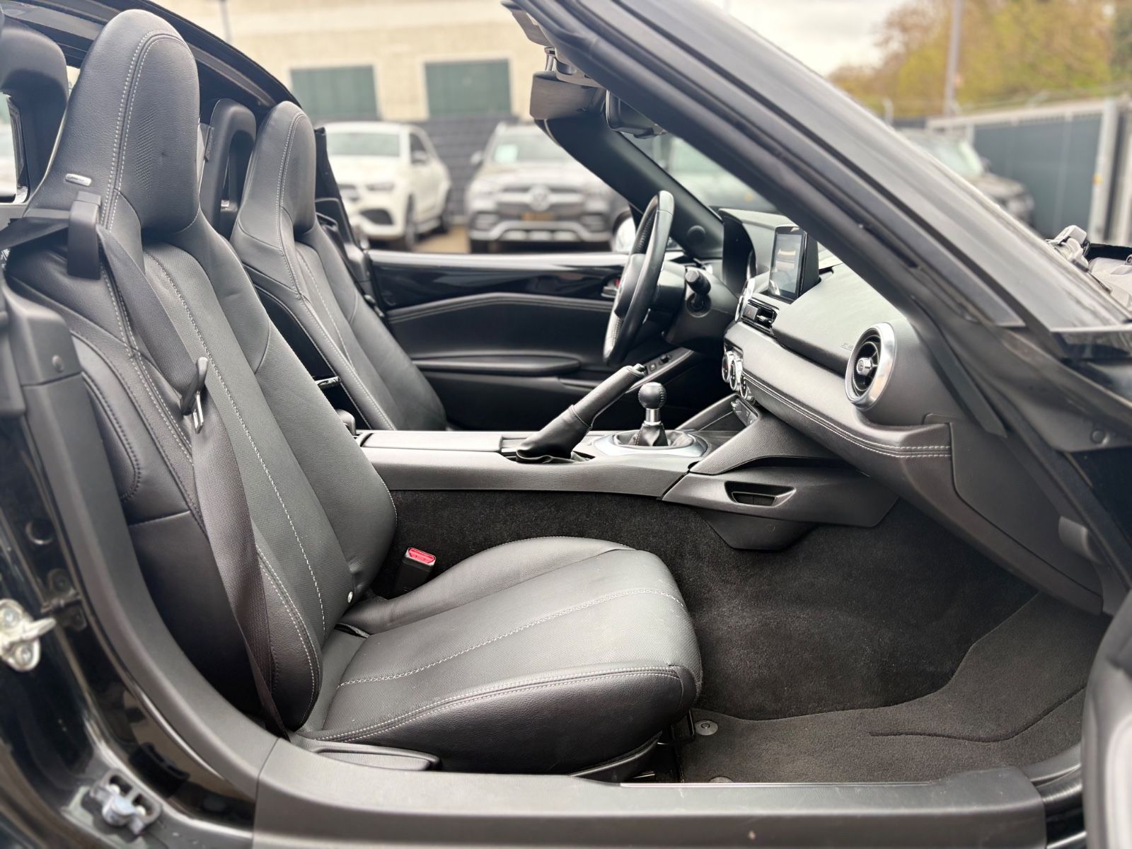 Fahrzeugabbildung Mazda MX-5 EXCLUSIVE-LINE RF *LEDER*NAVI*LED*BOSE*