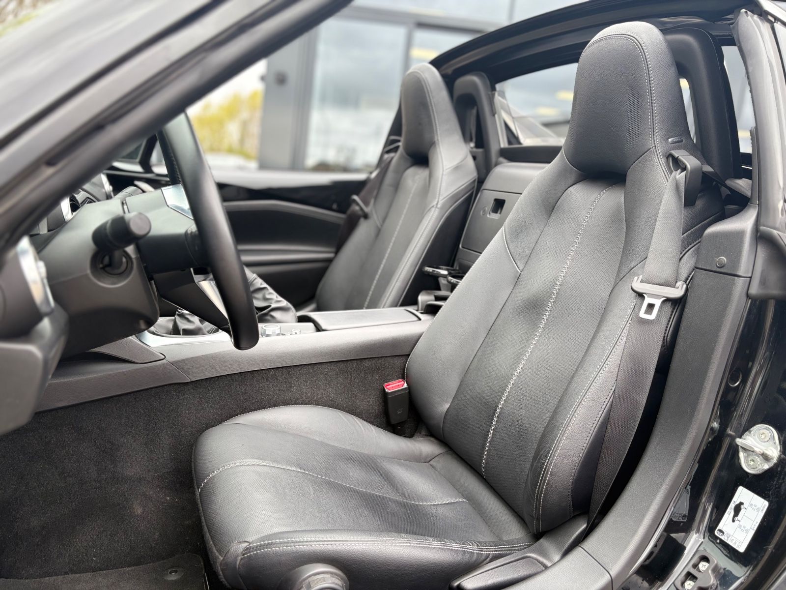 Fahrzeugabbildung Mazda MX-5 EXCLUSIVE-LINE RF *LEDER*NAVI*LED*BOSE*