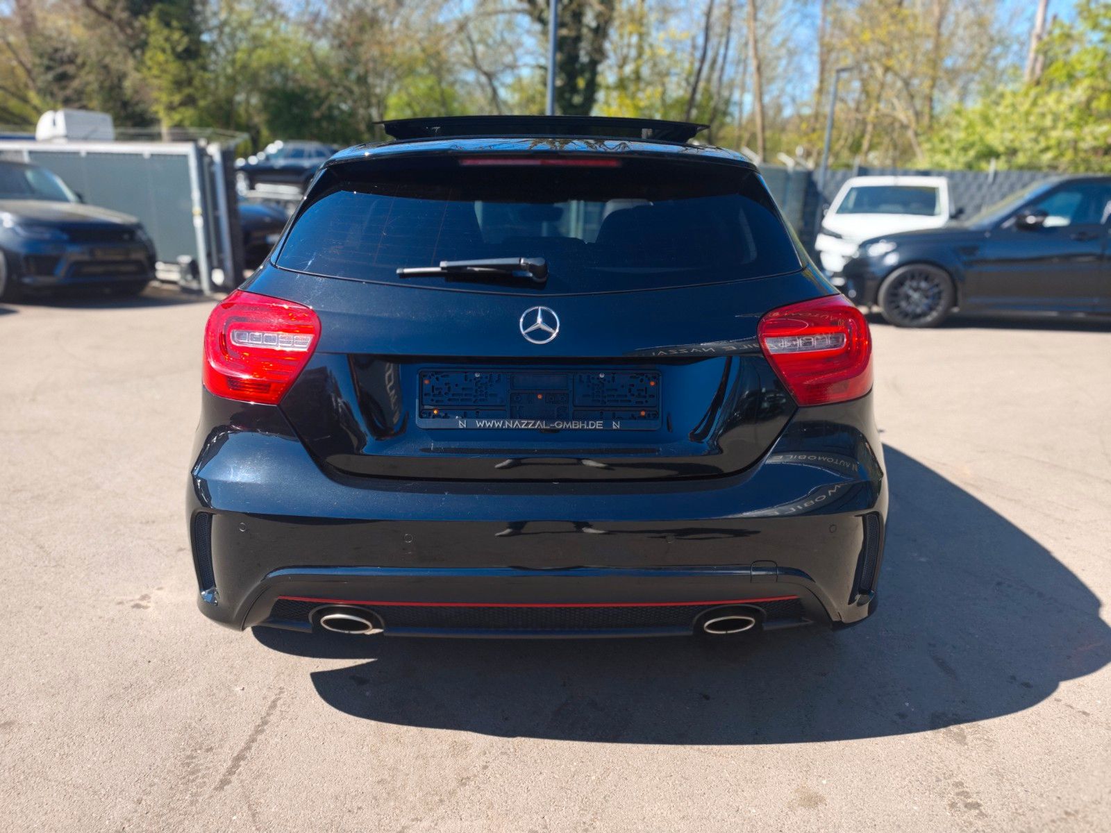 Fahrzeugabbildung Mercedes-Benz A 250 AUT. AMG-LINE*HARMAN&KARDON*PANORAMA*