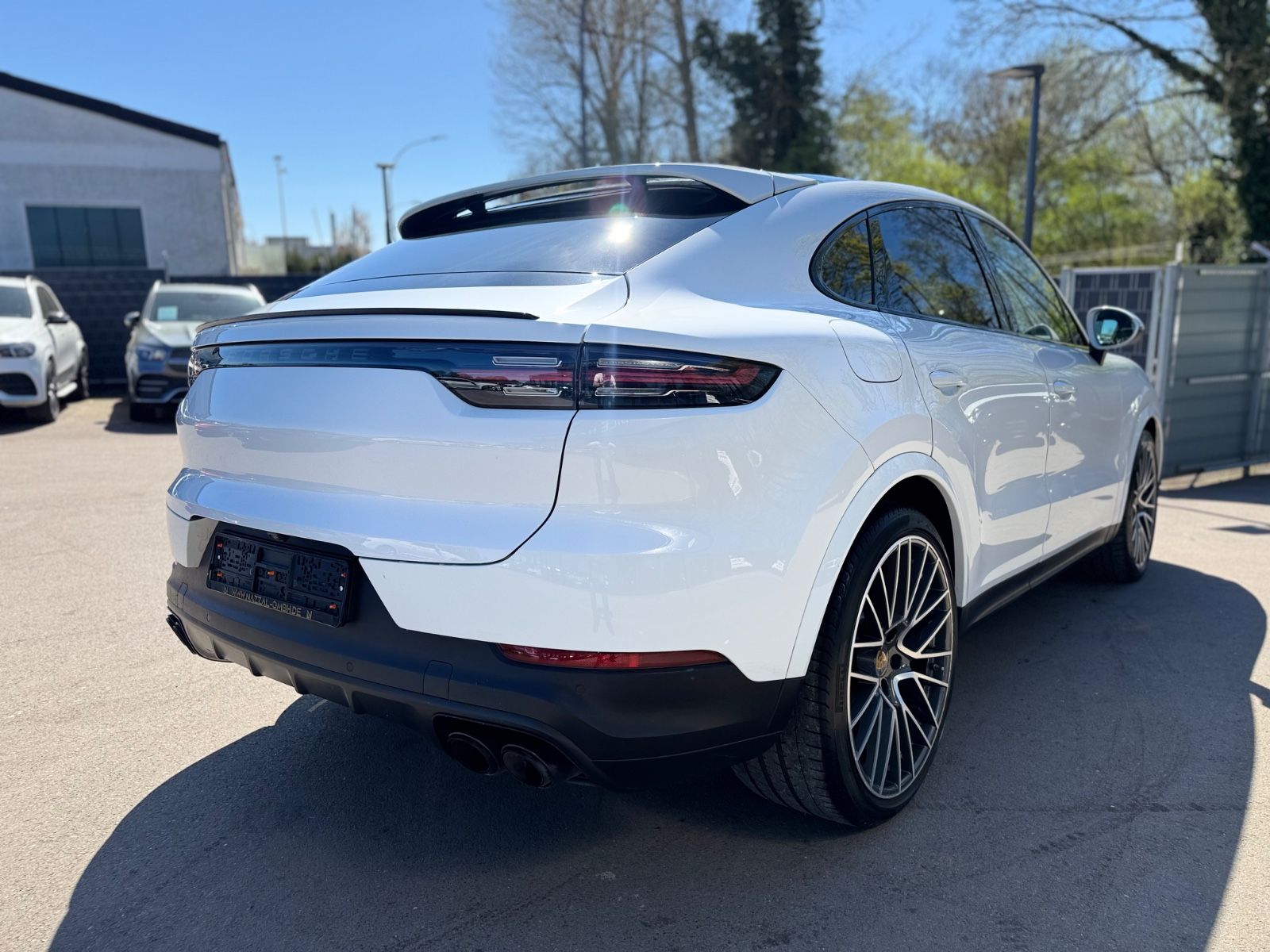 Fahrzeugabbildung Porsche CAYENNE COUPE S*PASM*CHRON*BOSE*PANO*MATRIX*22.Z