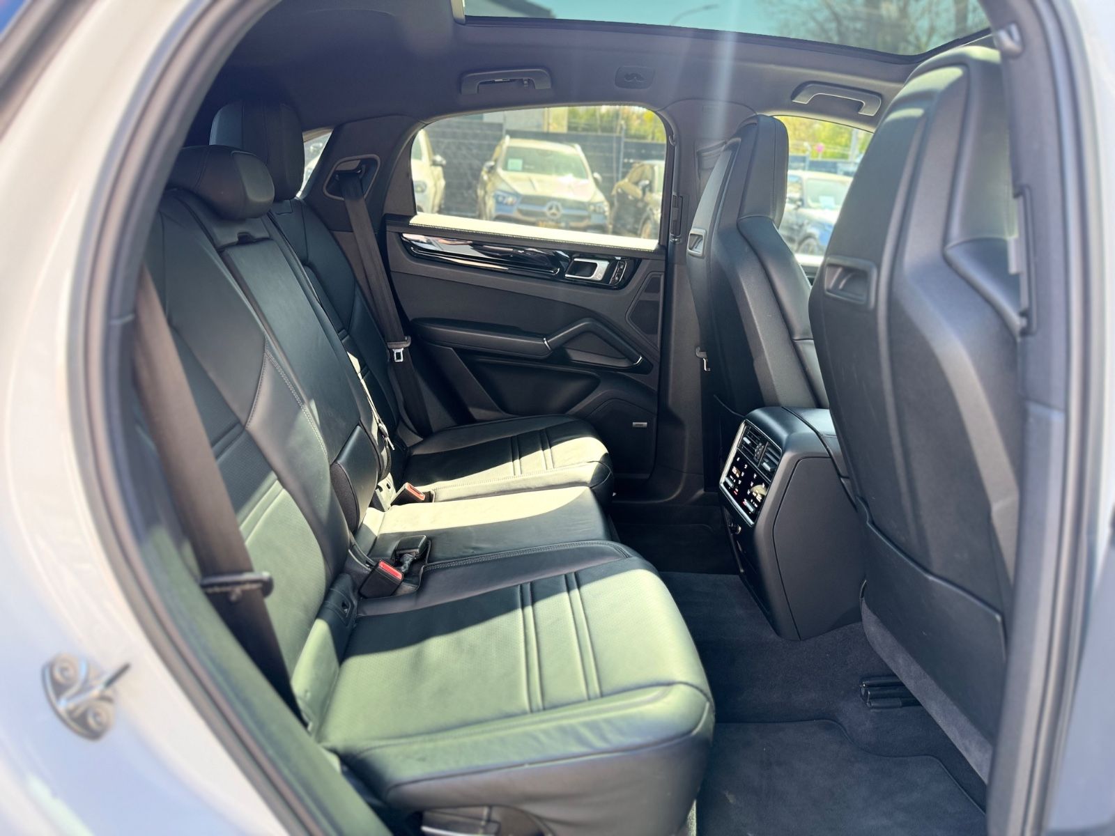 Fahrzeugabbildung Porsche CAYENNE COUPE S*PASM*CHRON*BOSE*PANO*MATRIX*22.Z