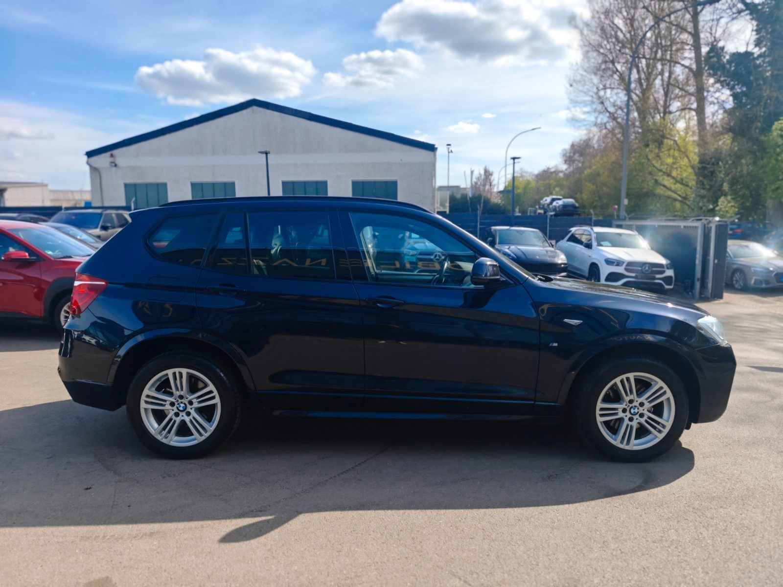 Fahrzeugabbildung BMW X3 XDRIVE 20i M SPORT *1.HAND*LEDER*NAVI*SHZ*