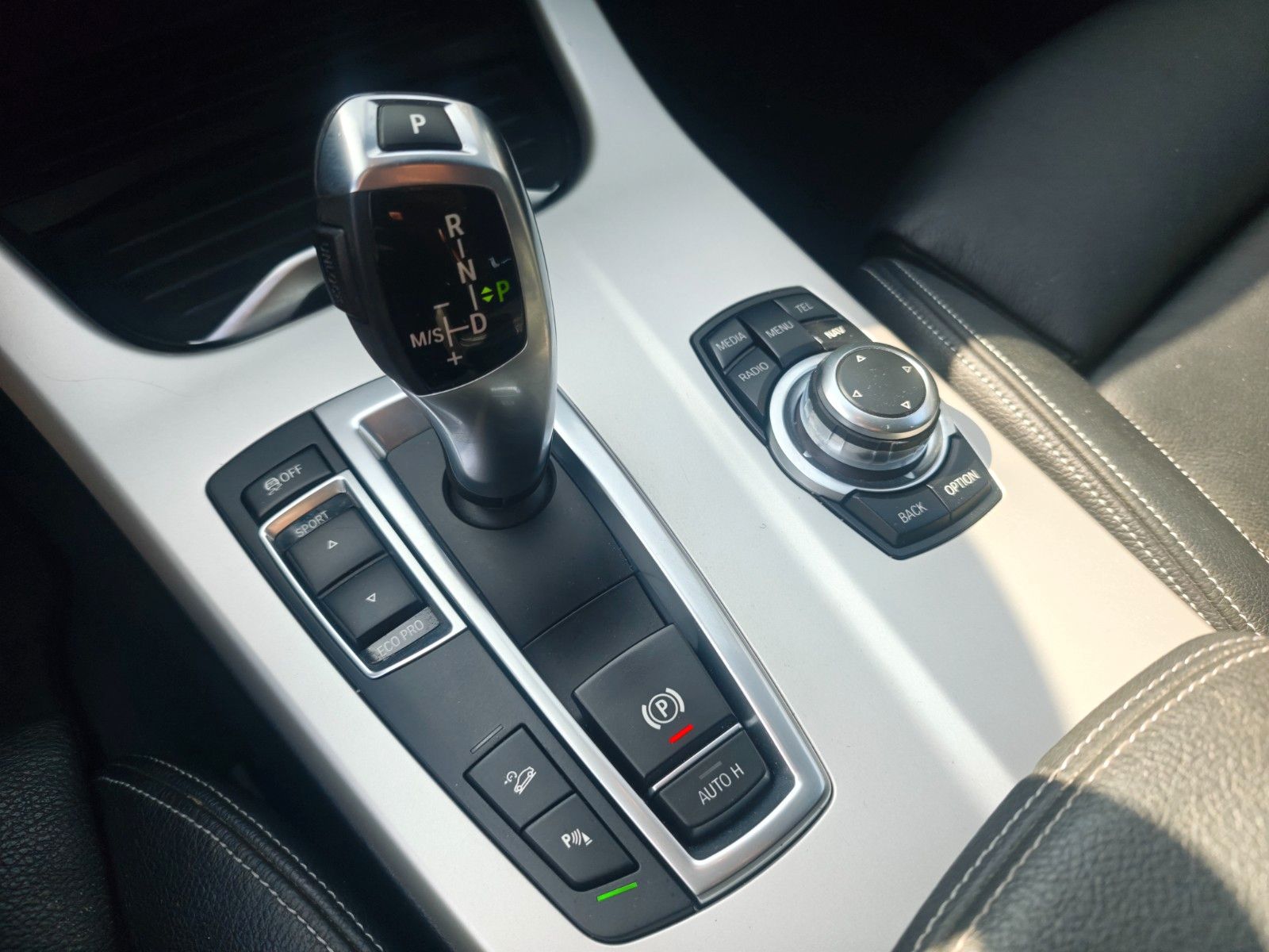 Fahrzeugabbildung BMW X3 XDRIVE 20i M SPORT *1.HAND*LEDER*NAVI*SHZ*