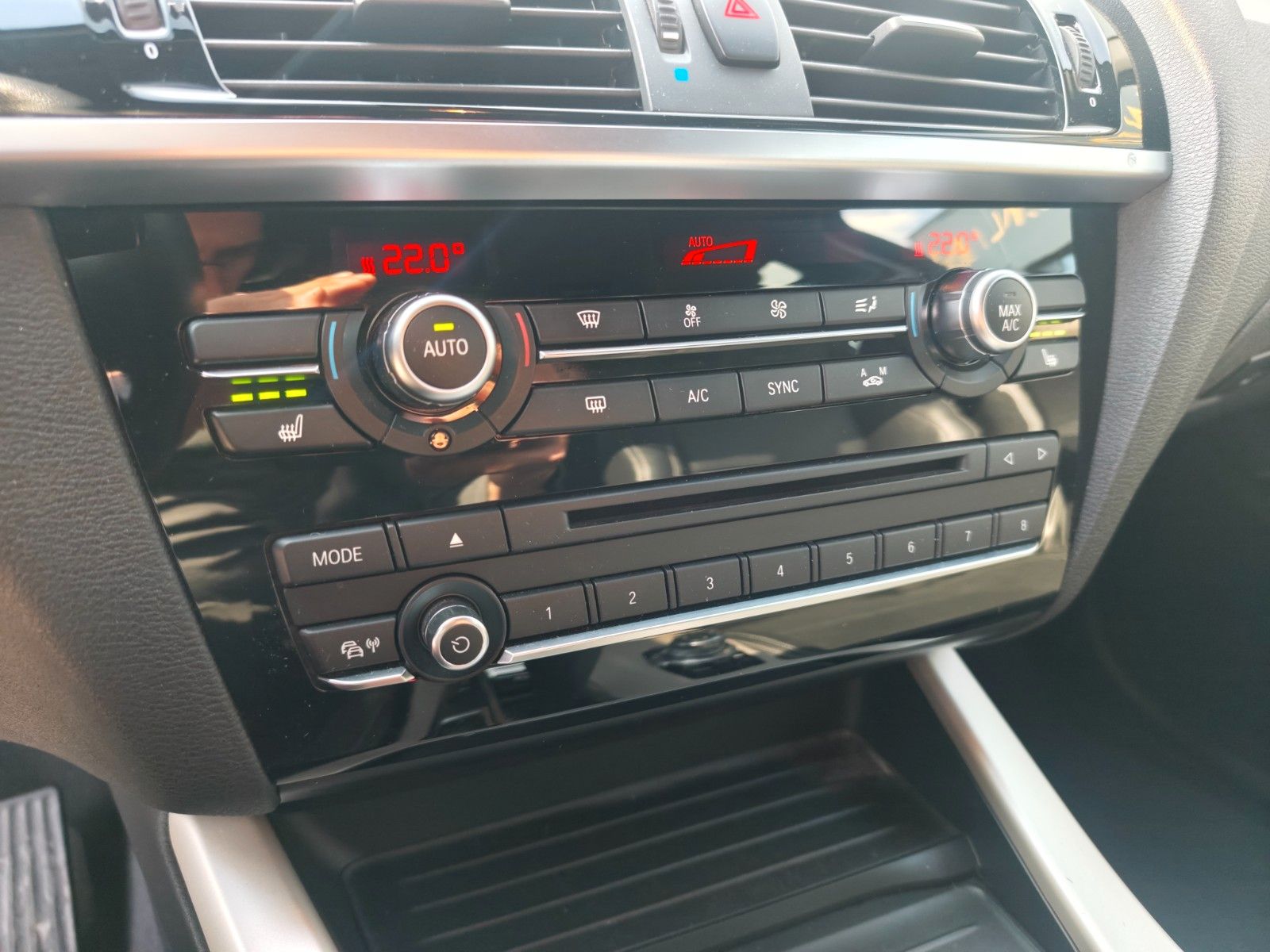 Fahrzeugabbildung BMW X3 XDRIVE 20i M SPORT *1.HAND*LEDER*NAVI*SHZ*