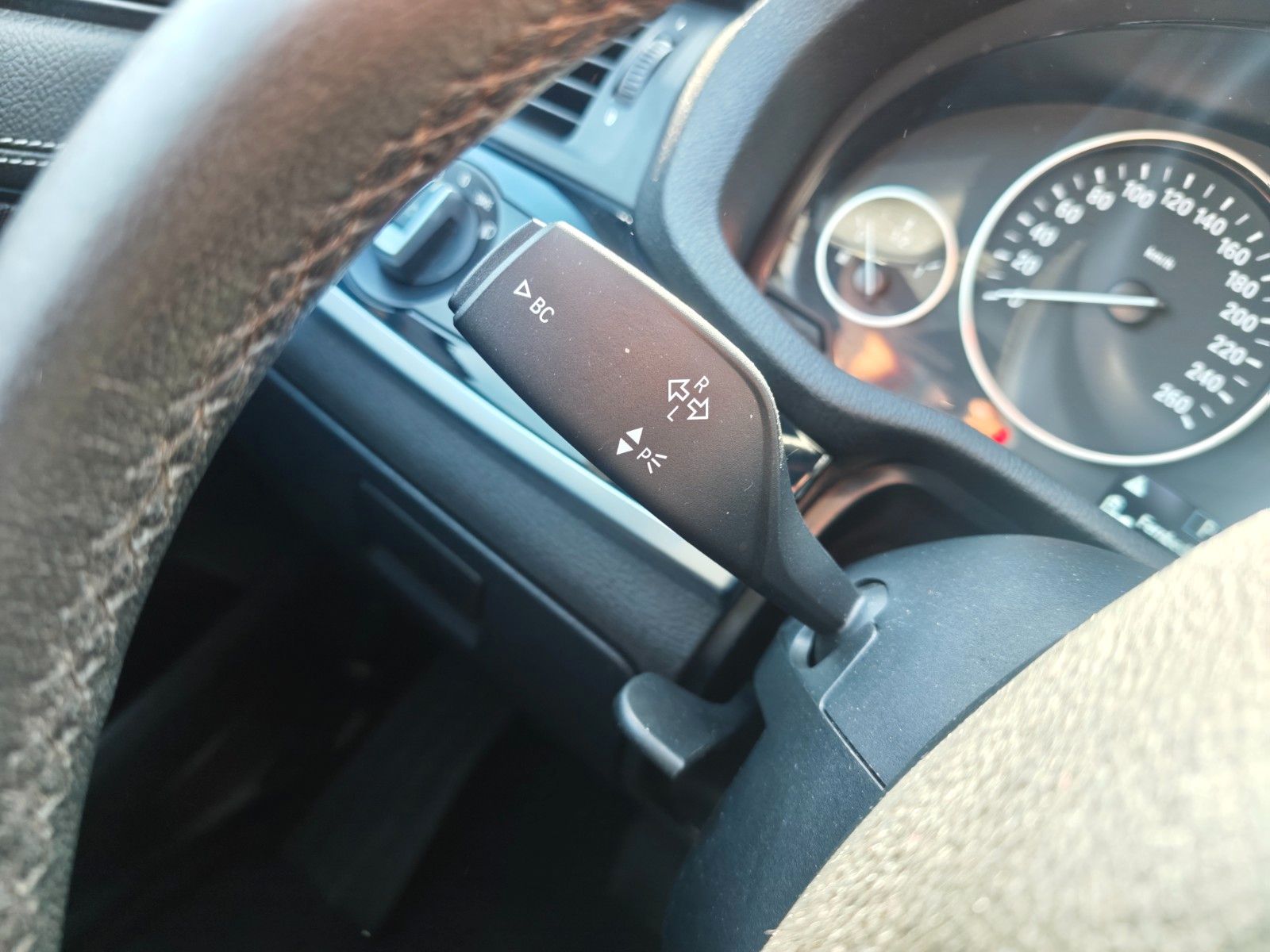 Fahrzeugabbildung BMW X3 XDRIVE 20i M SPORT *1.HAND*LEDER*NAVI*SHZ*