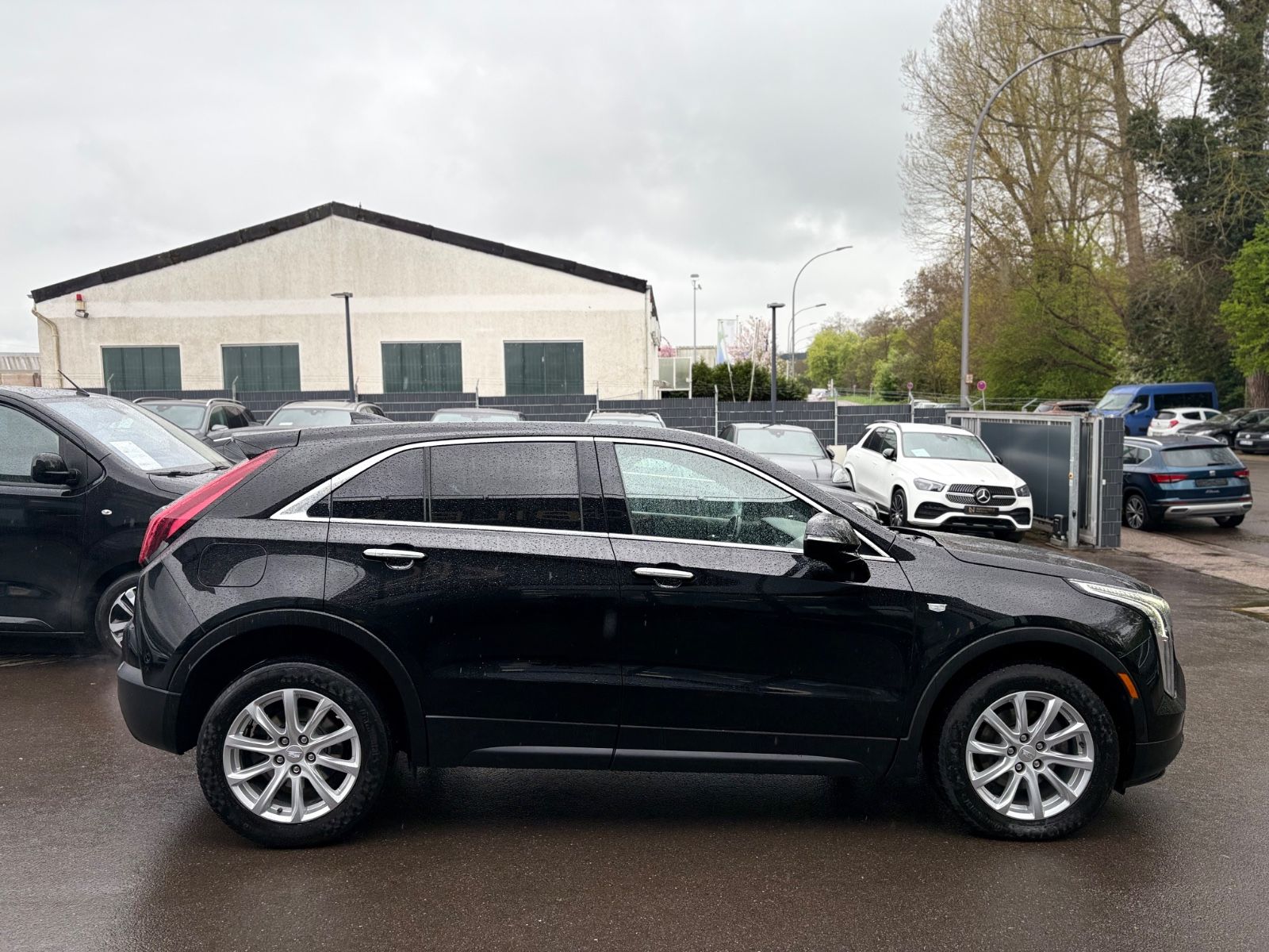 Fahrzeugabbildung Cadillac XT4 LUXURY AWD *1. HAND*AUT*GARANTIE*BOSE*LED*